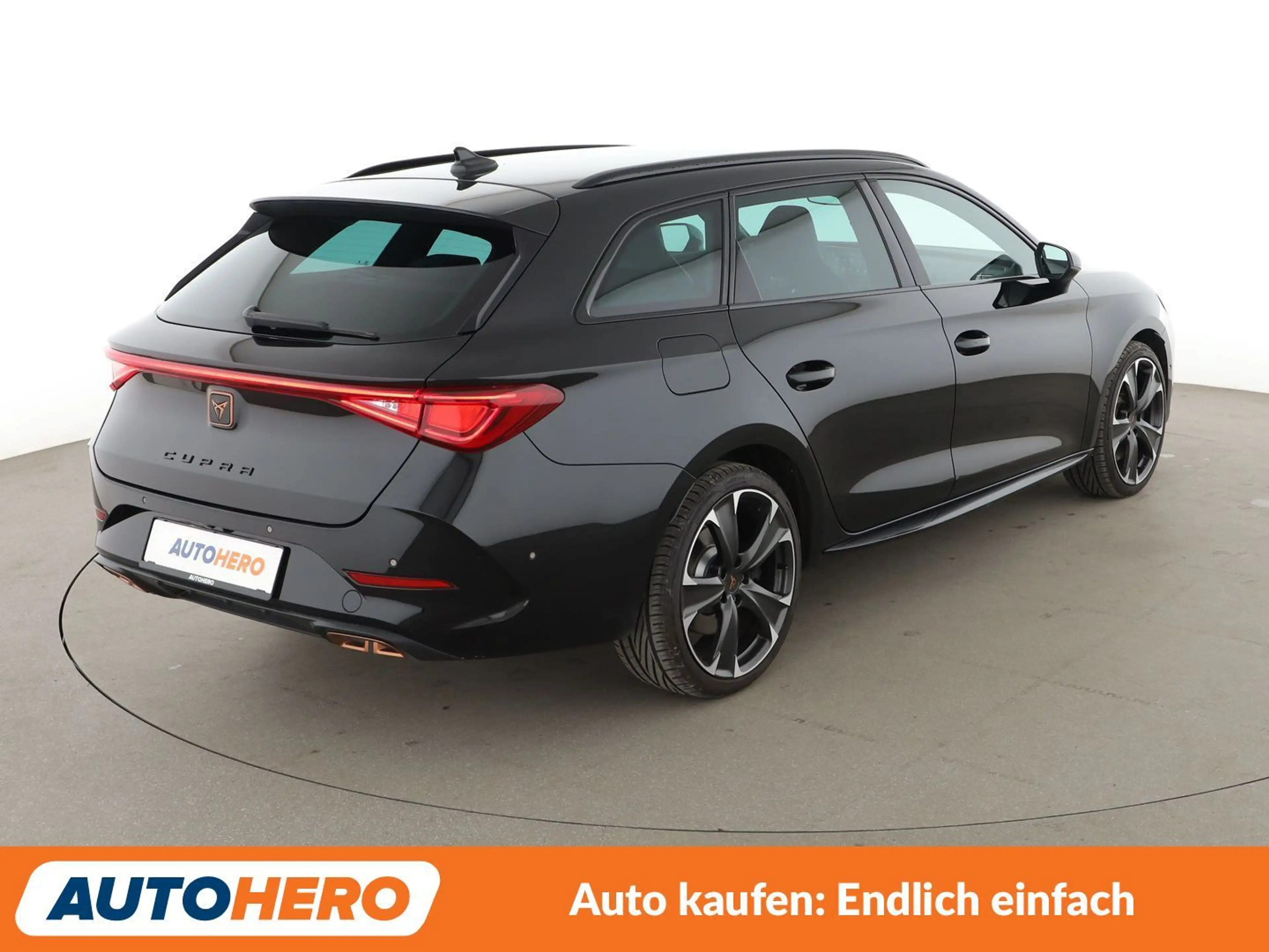SEAT Leon 1.4 e-HYBRID Aut.*NAVI*LED*ACC*CAM*PDC*SHZ* — photo 6