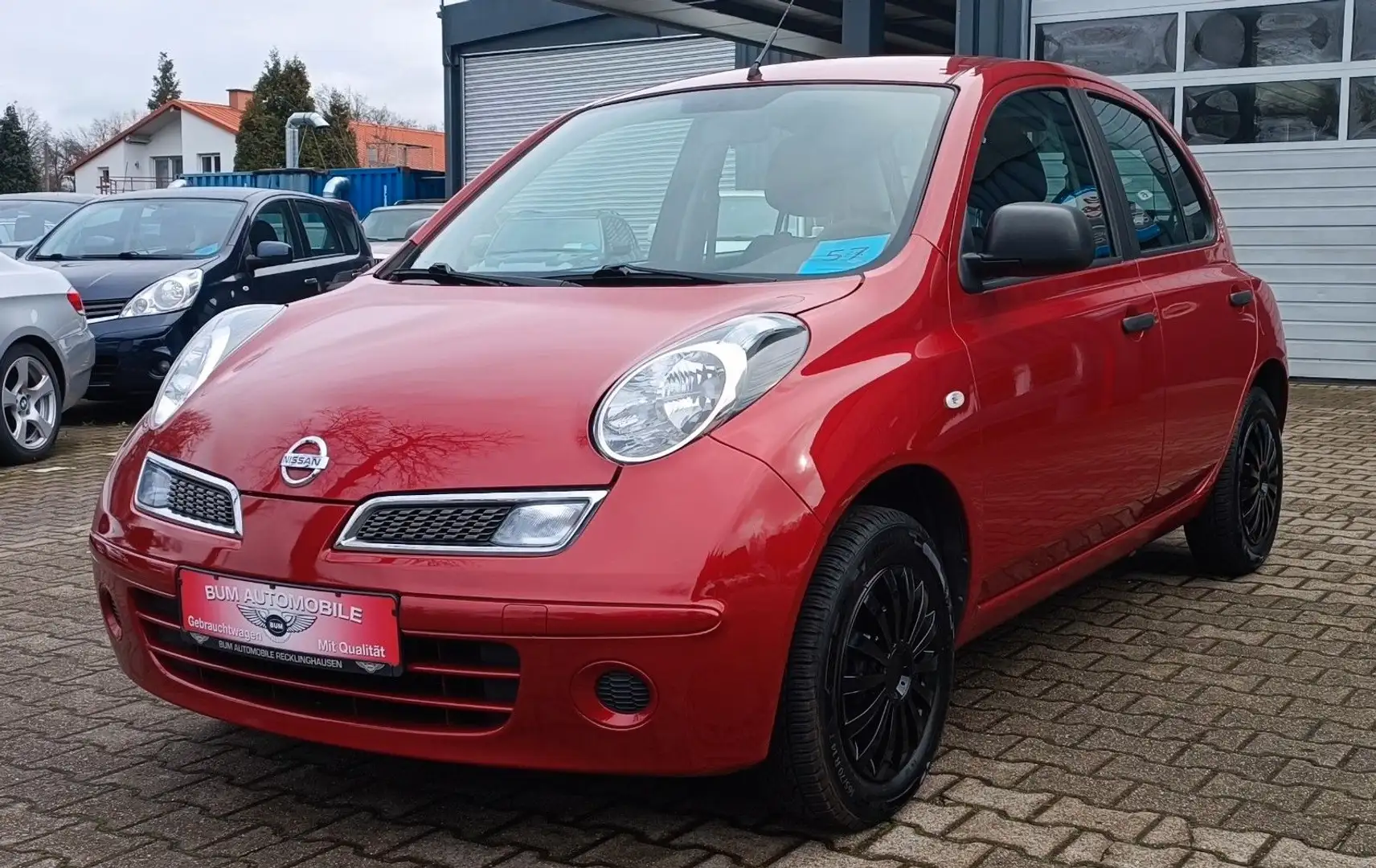 Nissan Micra Visia 1.2i LPG BENZIN 4 Türig Klima USB Rood - 1