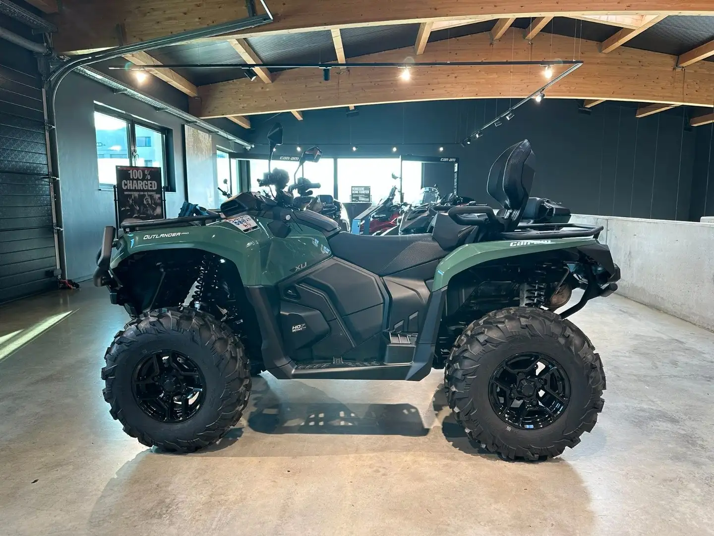 Can-Am Outlander MAX Pro XU T HD7 2026 | Fahrbar ab 16 Zöld - 2