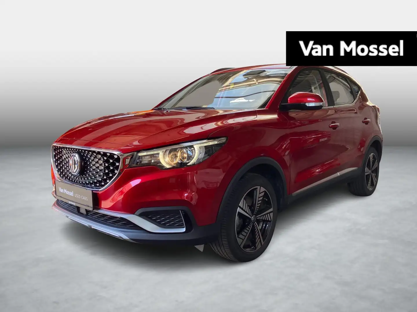 MG ZS EV Luxury Rouge - 1
