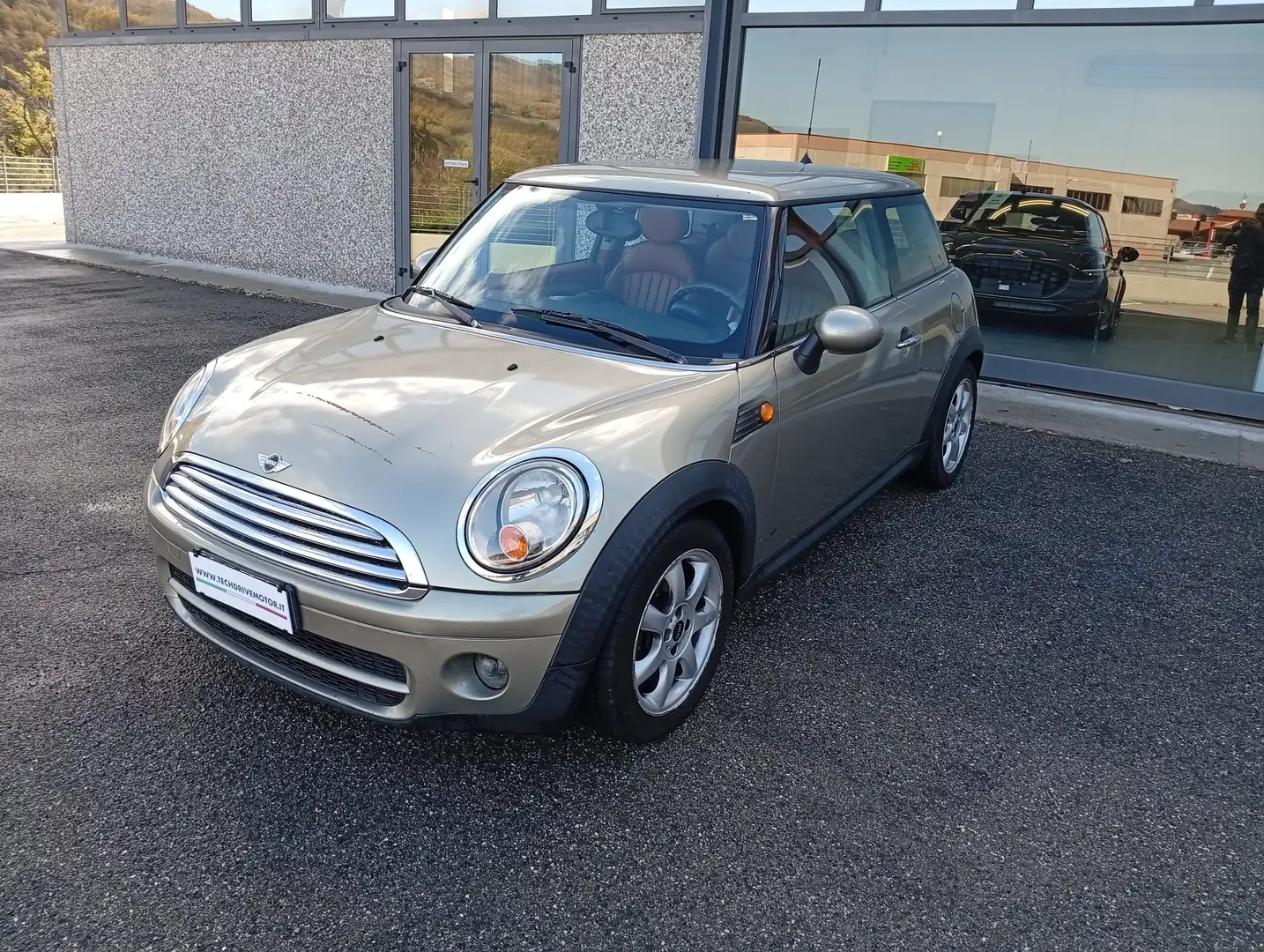 MINI Cooper D Mini III R56 2007 Hatchback 1.6 Oro - 1