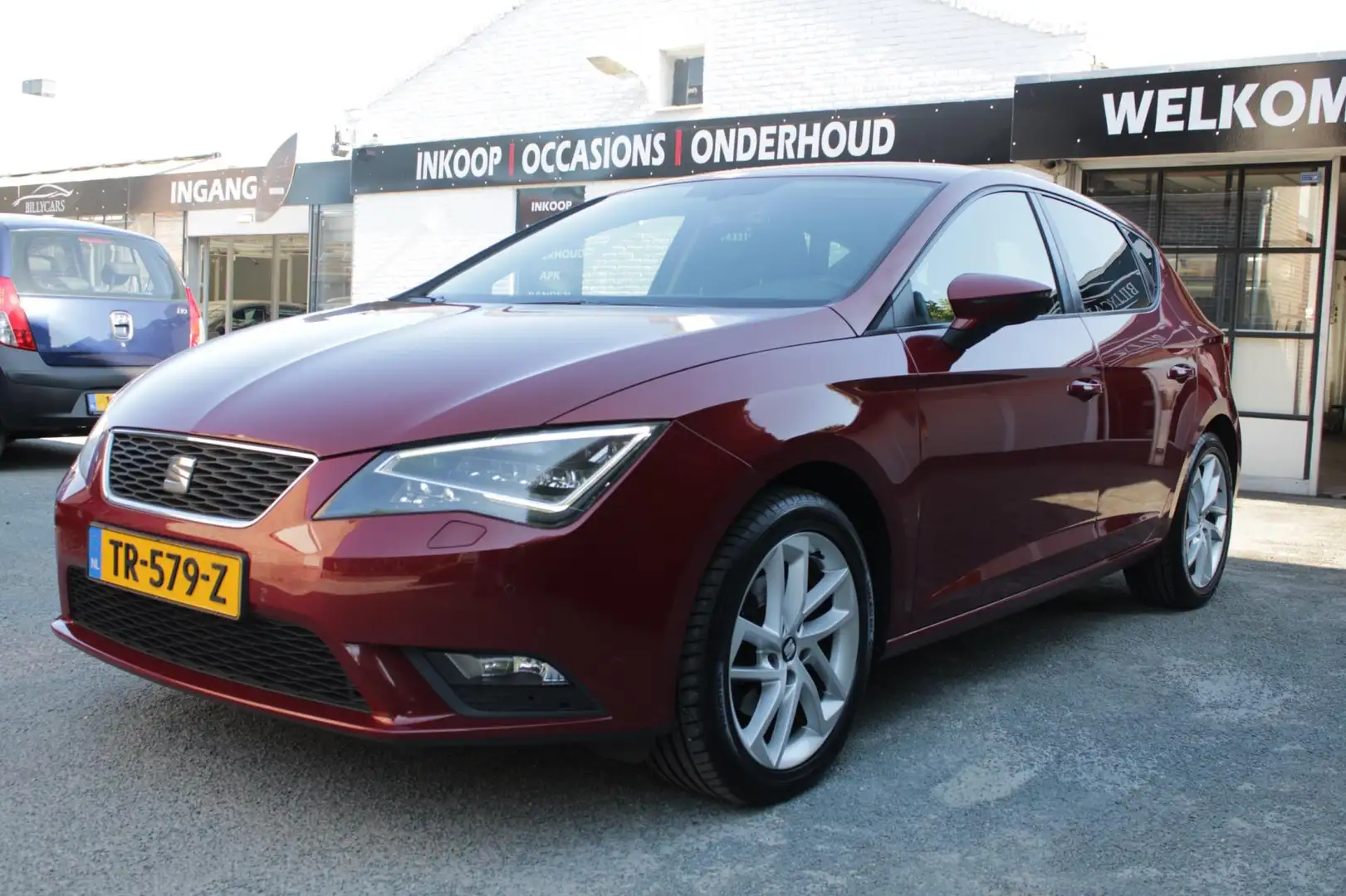 SEAT Leon 1.2 TSI Style / PDC / Navi / CruiseControl / AUTOM Rot - 2
