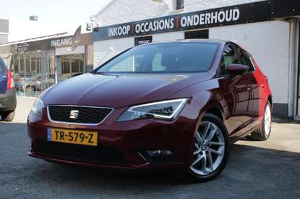 SEAT Leon 1.2 TSI Style / PDC / Navi / CruiseControl / AUTOM