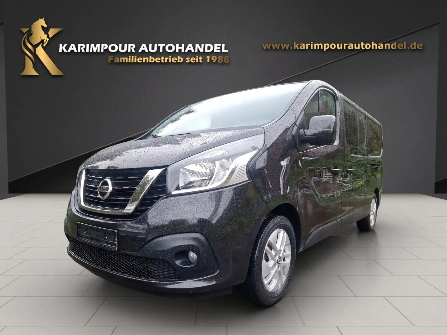 Nissan NV300 KombiL2H1 2,9t PREMIUM*Nav*8Sitze*1HD*Taxi Schwarz - 1