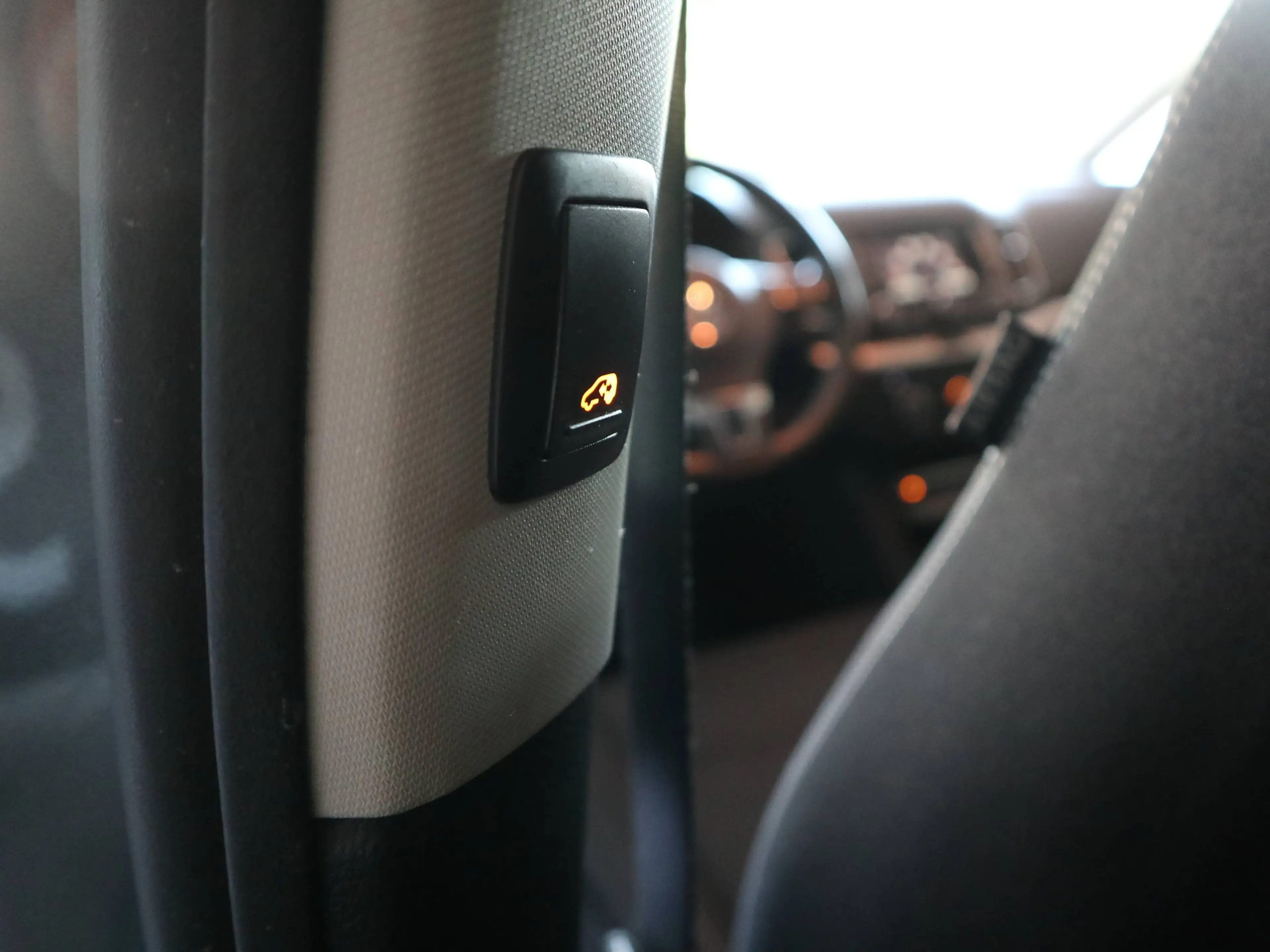 Volkswagen Sharan Cup BMT DSG EasyOpen BiXen OpenSky Navi — photo 14