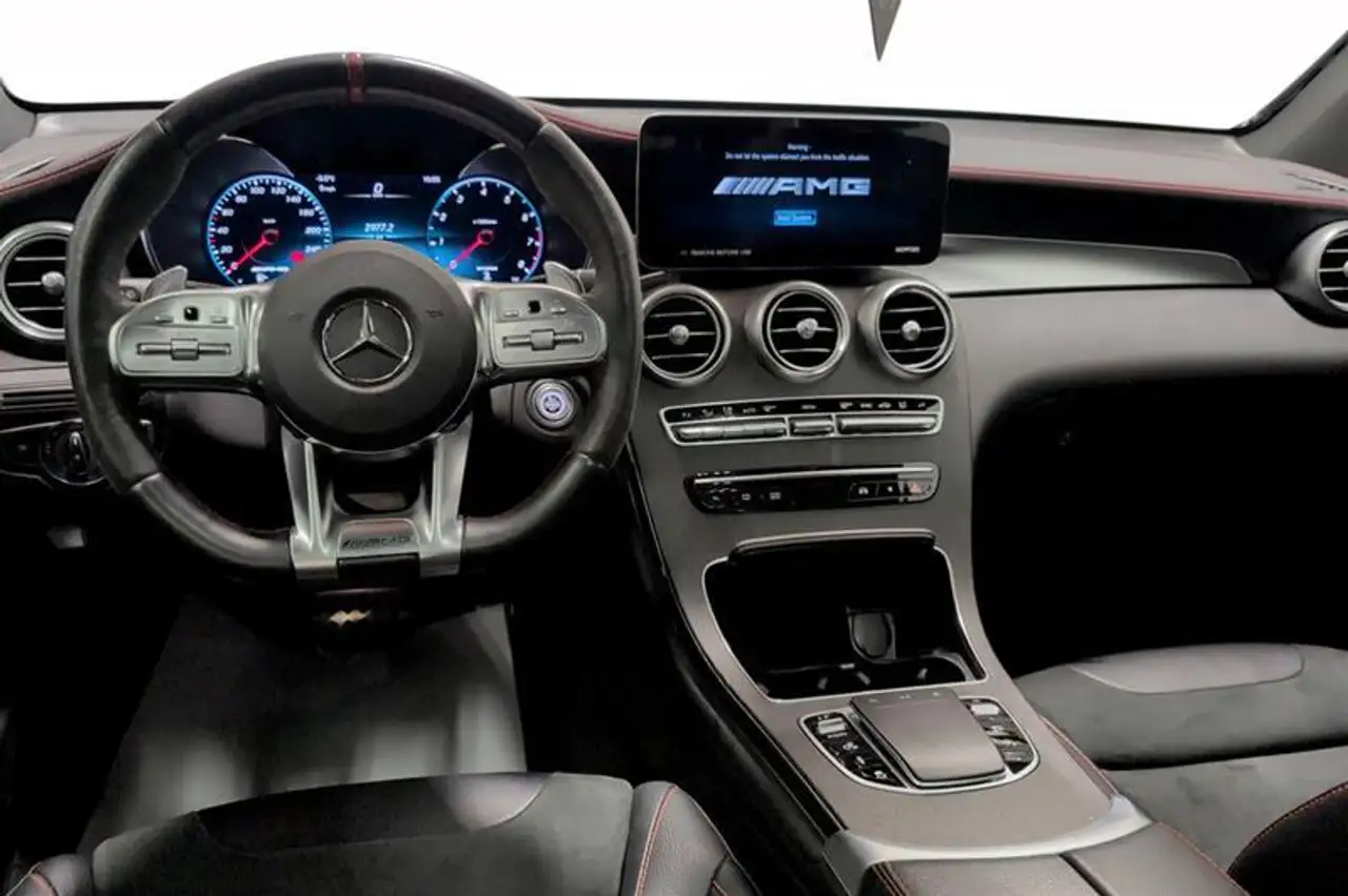 Mercedes-Benz GLC снимка Mercedes-Benz GLC