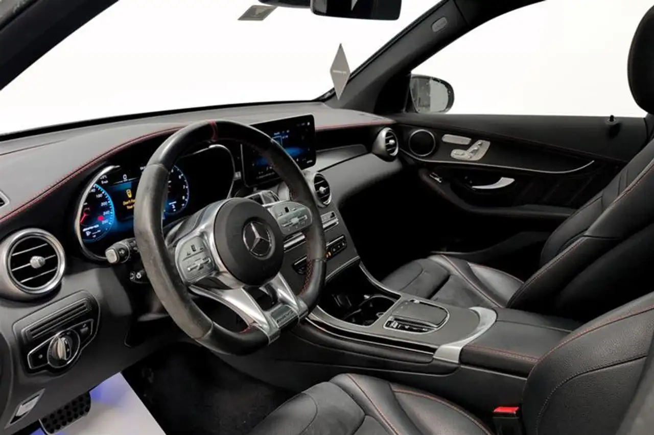 Mercedes-Benz GLC снимка Mercedes-Benz GLC
