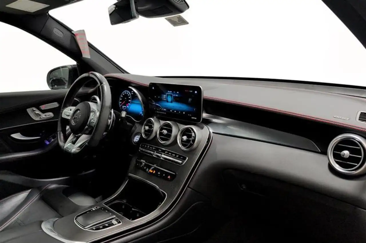 Mercedes-Benz GLC снимка Mercedes-Benz GLC