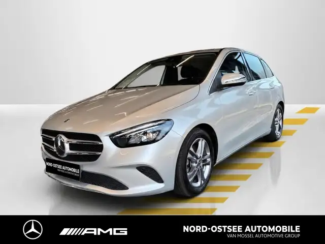 Mercedes-Benz B 220 4M PROGRESSIVE KAMERA SHZ NAVI+ TEMPO LED
