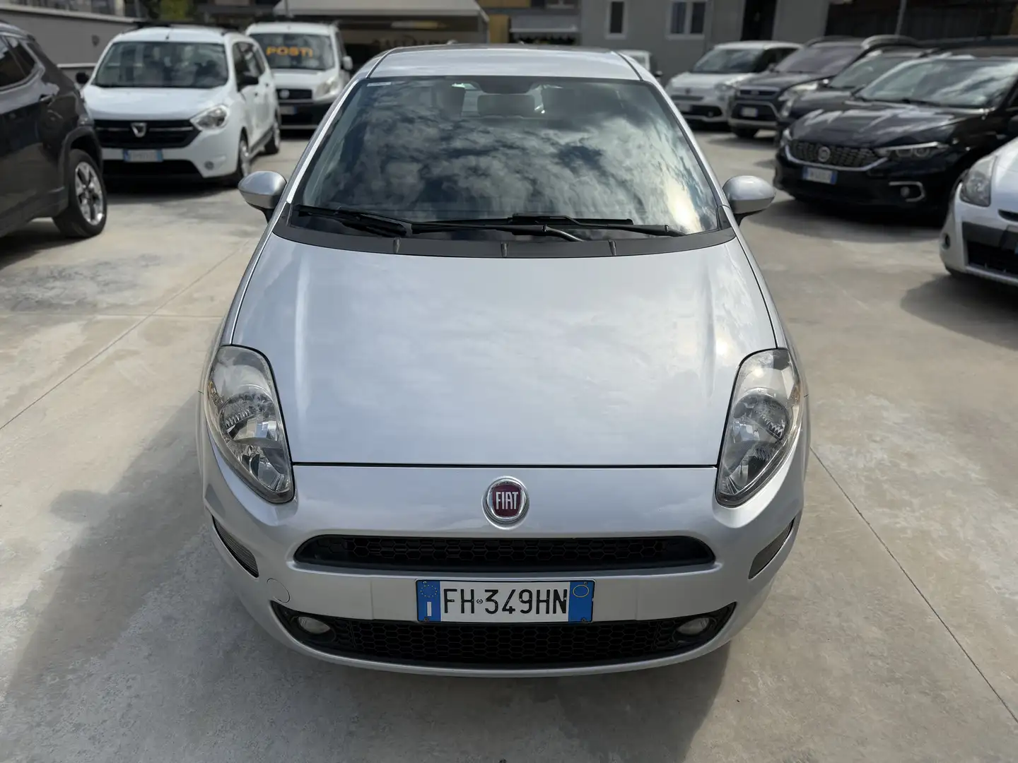 Fiat Punto 5p 1.3 mjt II 16v Street (easy) s&s 95cv Zilver - 1