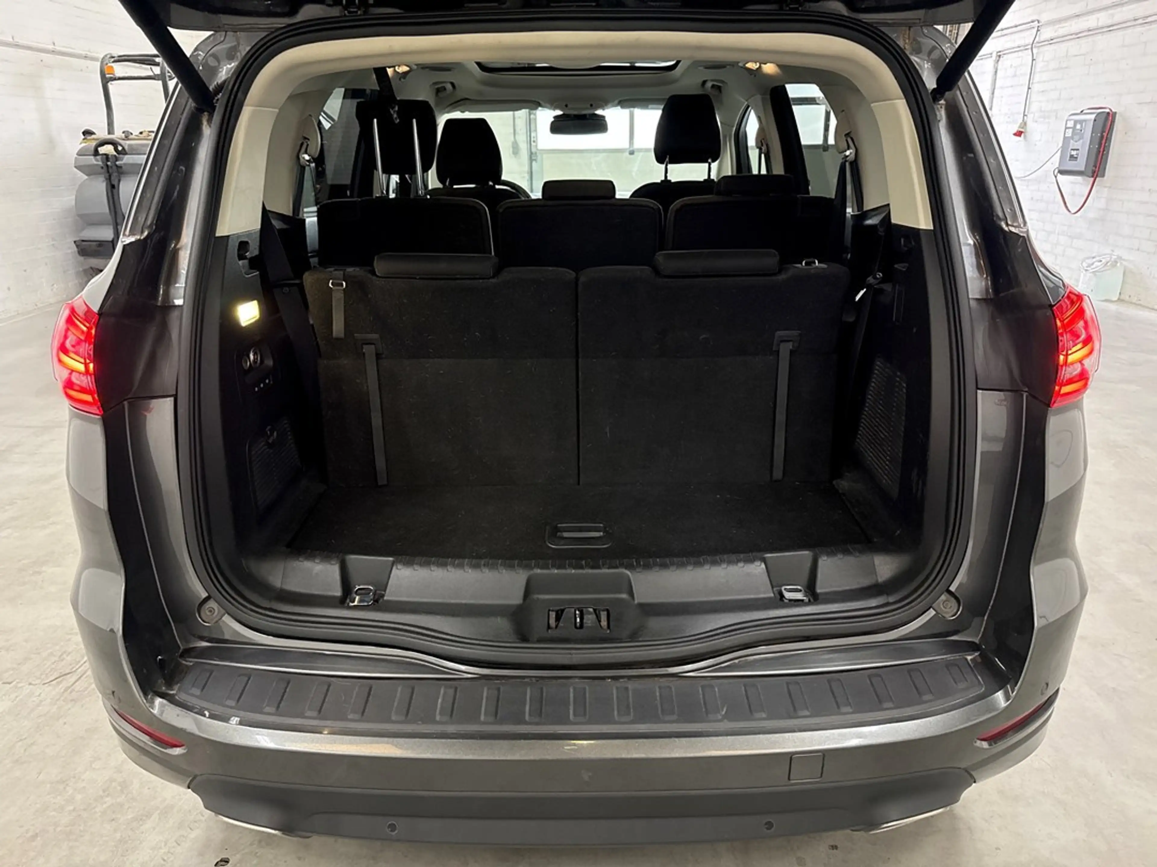 Ford S-Max 2.0 TDCi AWD Titanium 7p | Memory seats | 7 persoo — photo 9