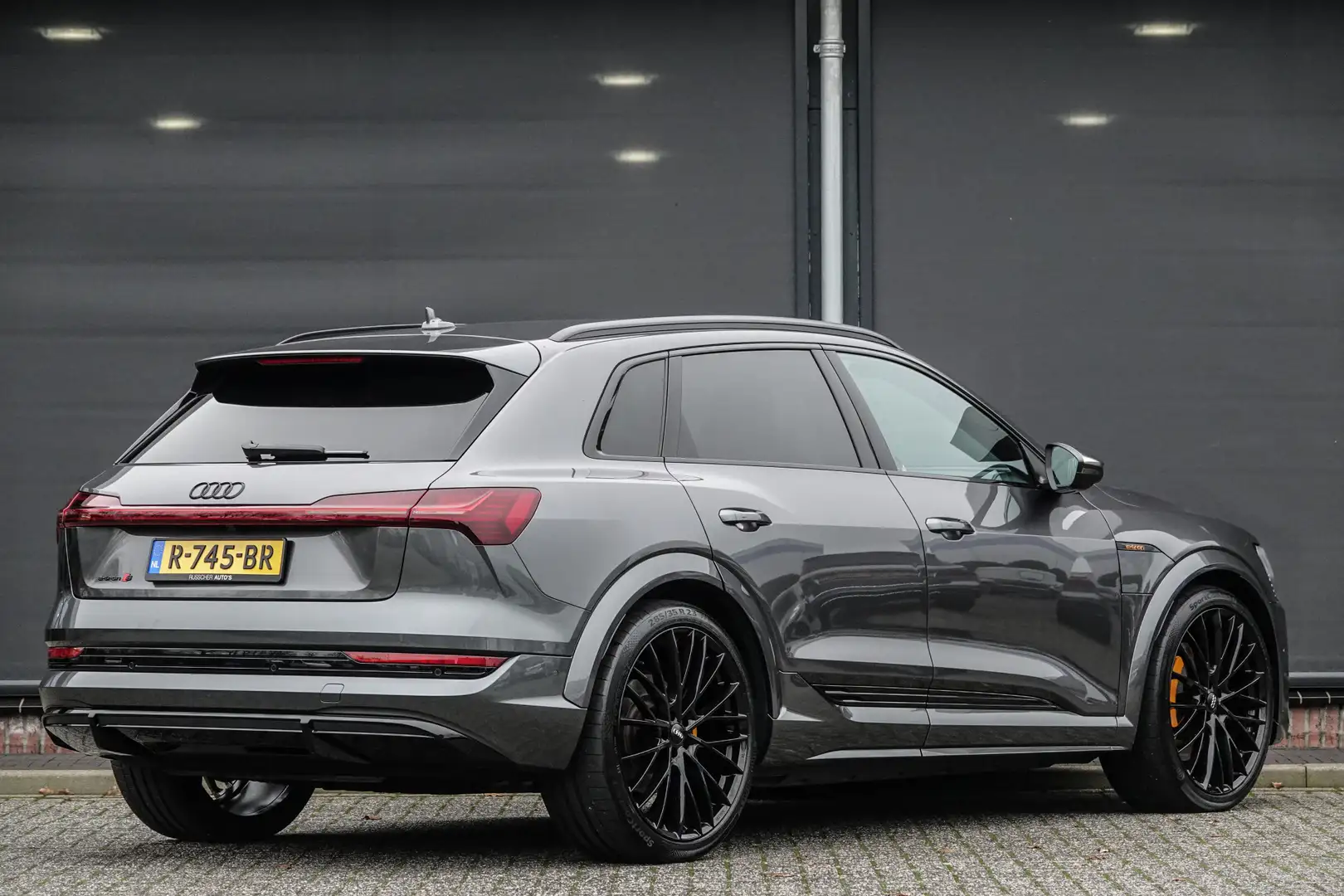 Audi e-tron S 503Pk Aut. | Quattro | Luchtvering | Achteruitri Grau - 2