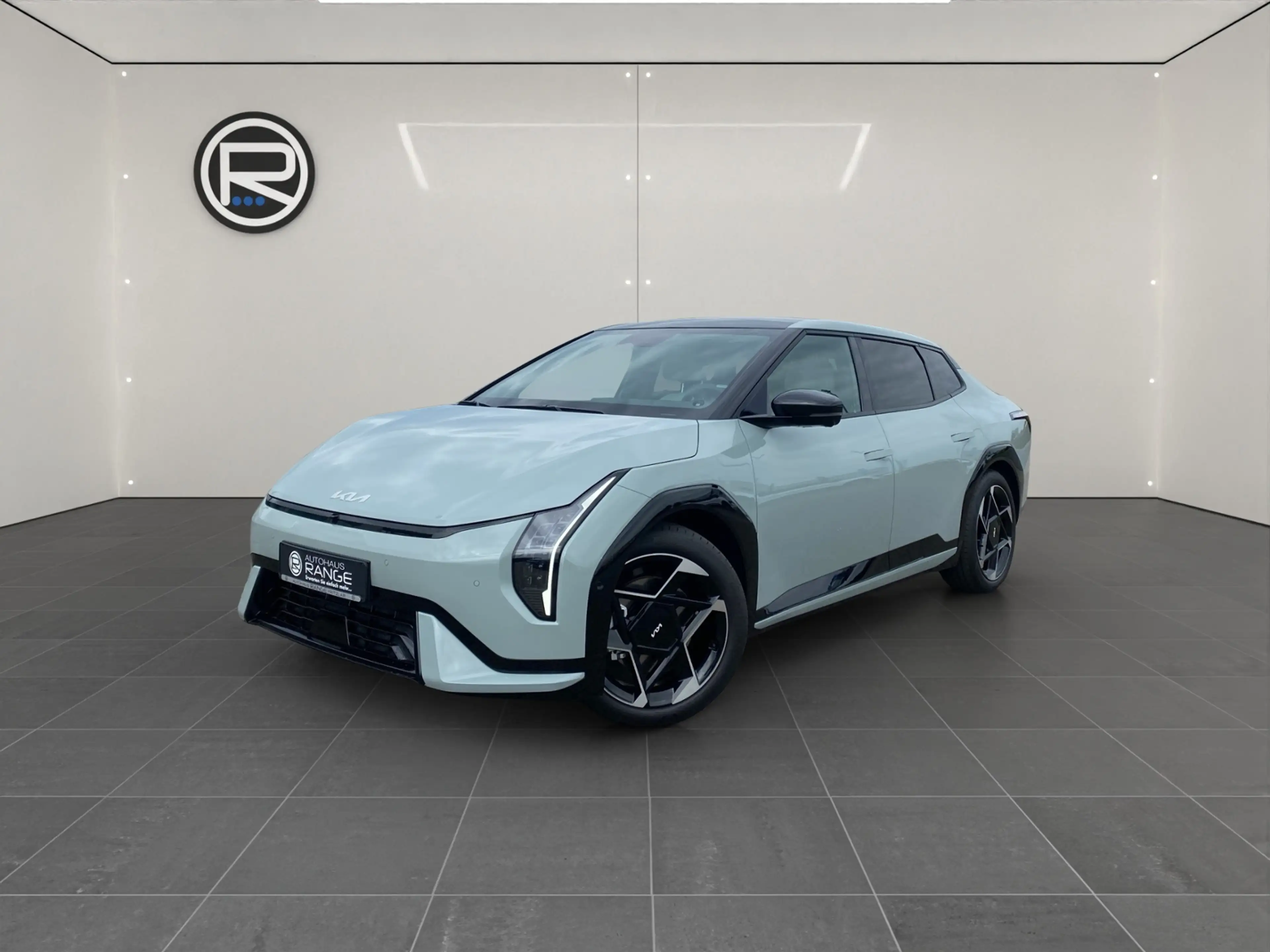 Kia EV4 81,4 kWh GT-Line — photo 2