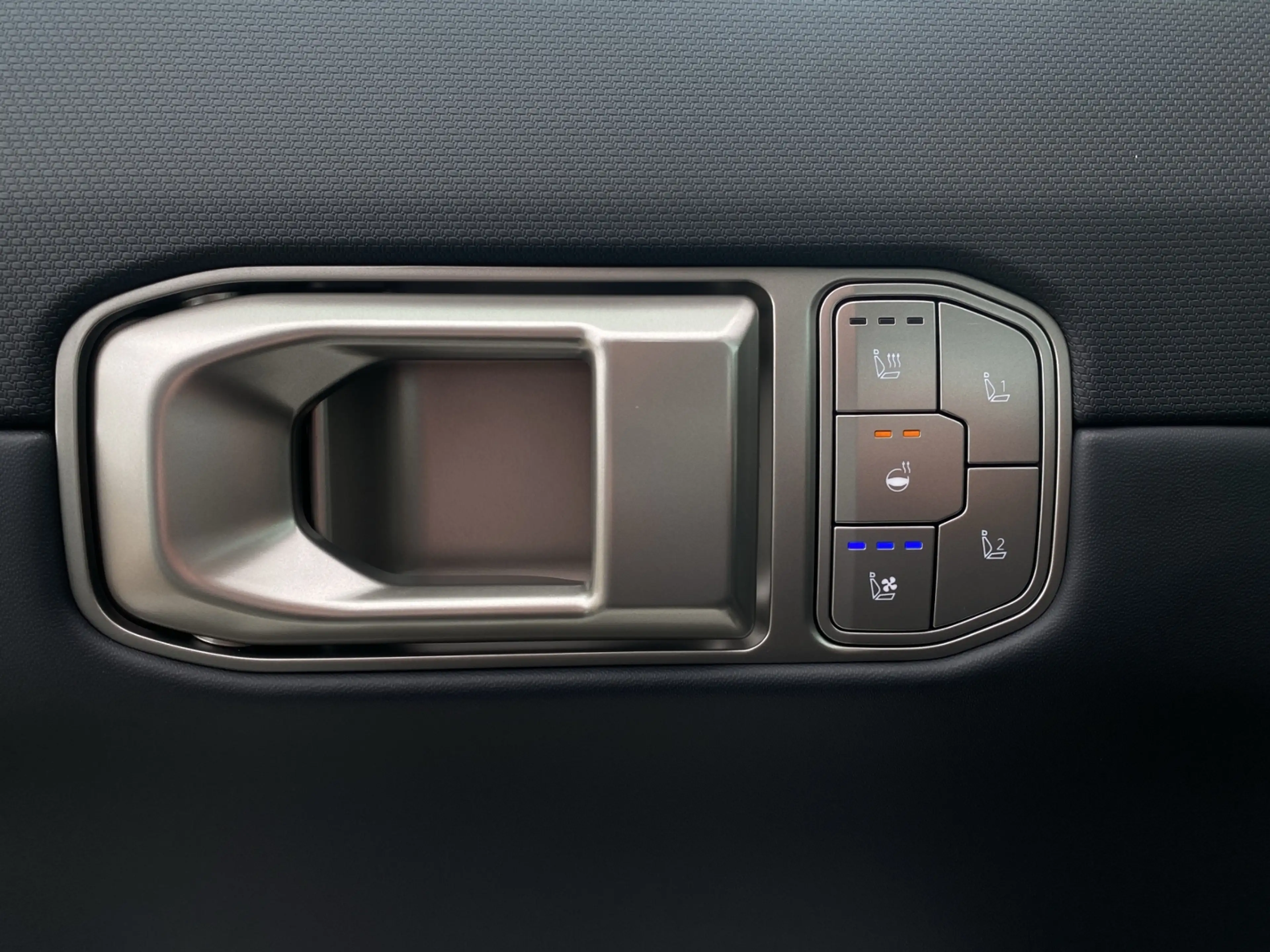 Kia EV4 81,4 kWh GT-Line — photo 15