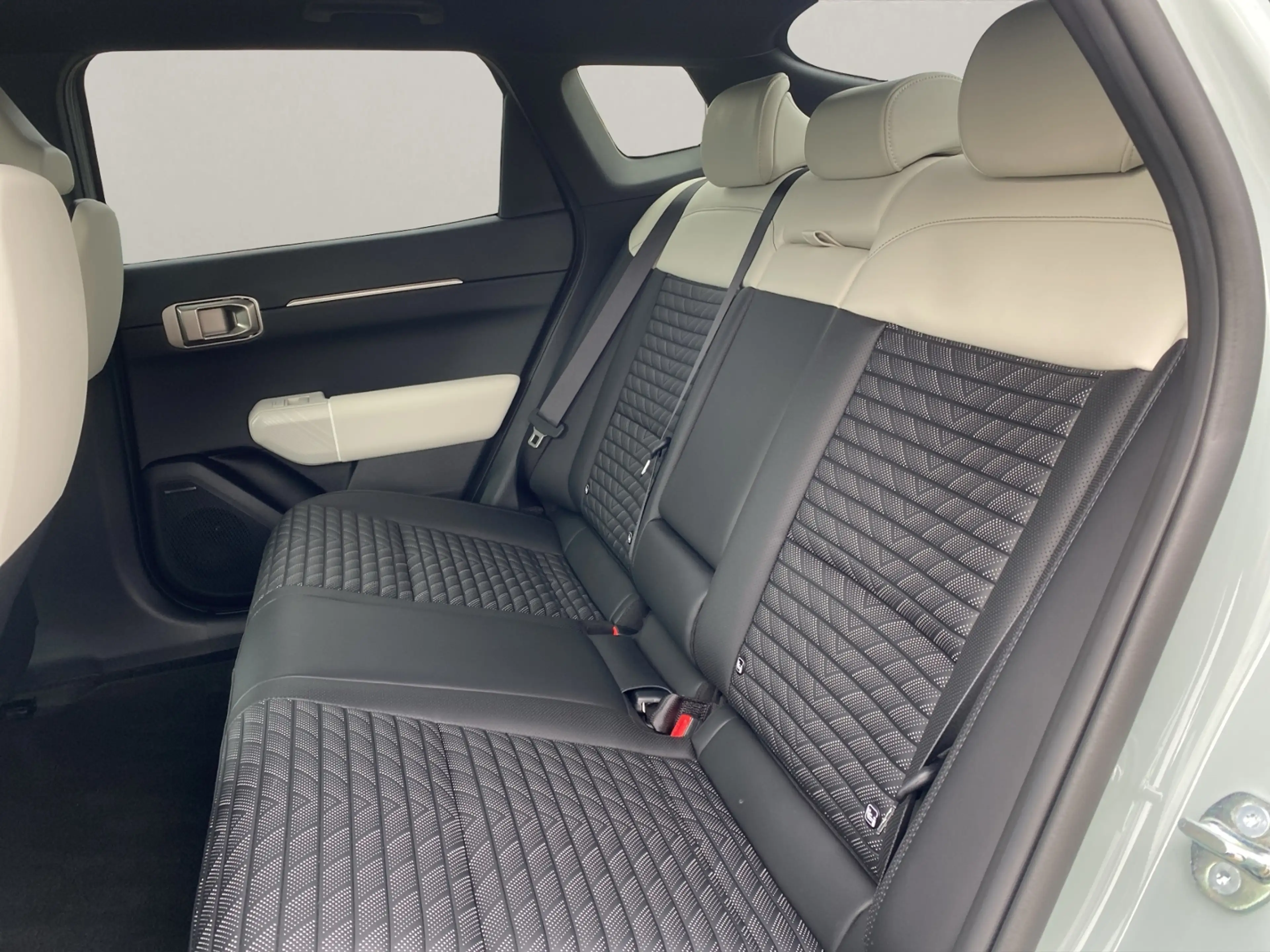 Kia EV4 81,4 kWh GT-Line — photo 10