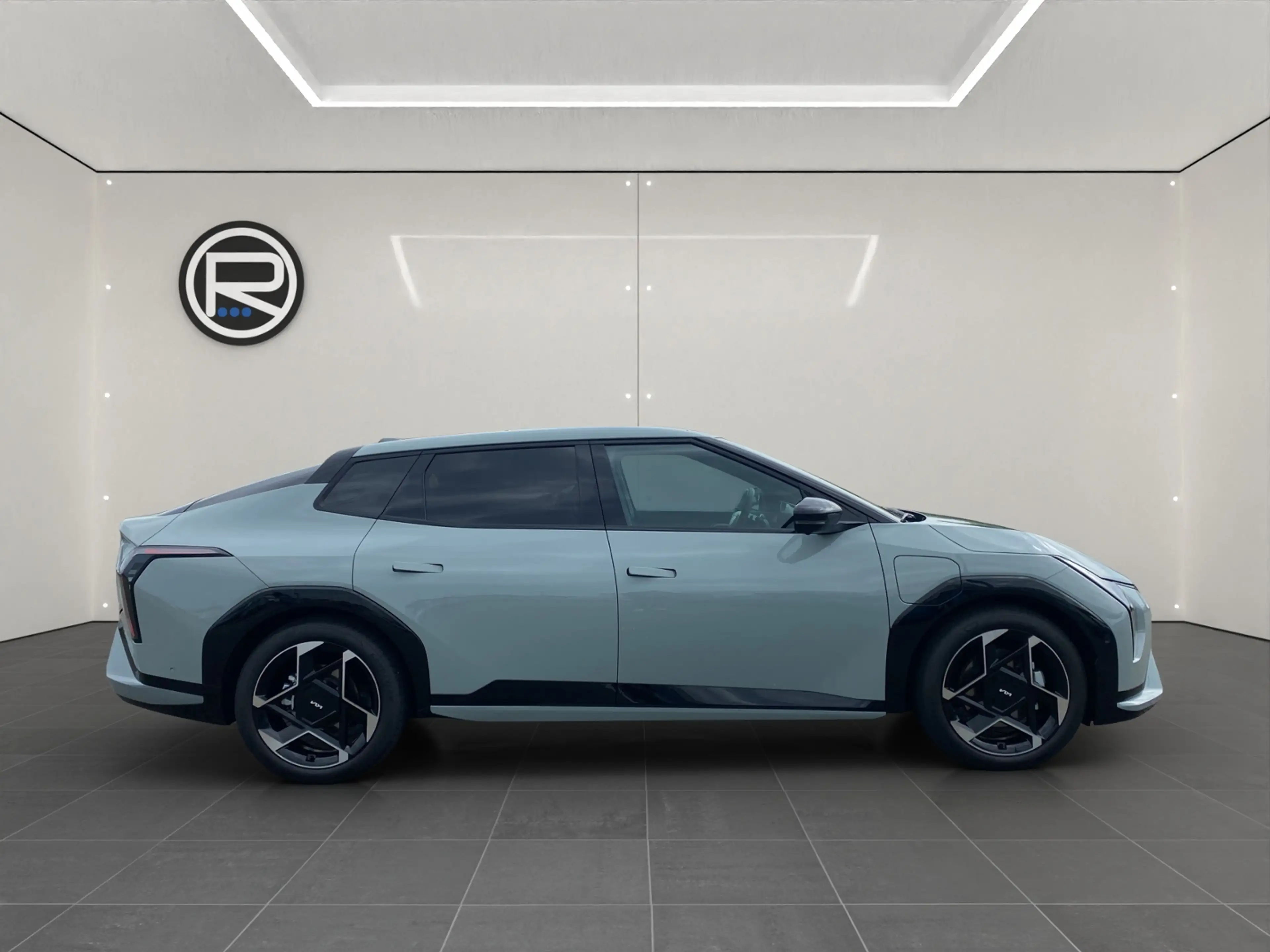 Kia EV4 81,4 kWh GT-Line — photo 4