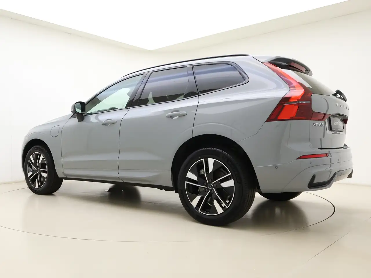 Volvo XC60 2026 — фото 14