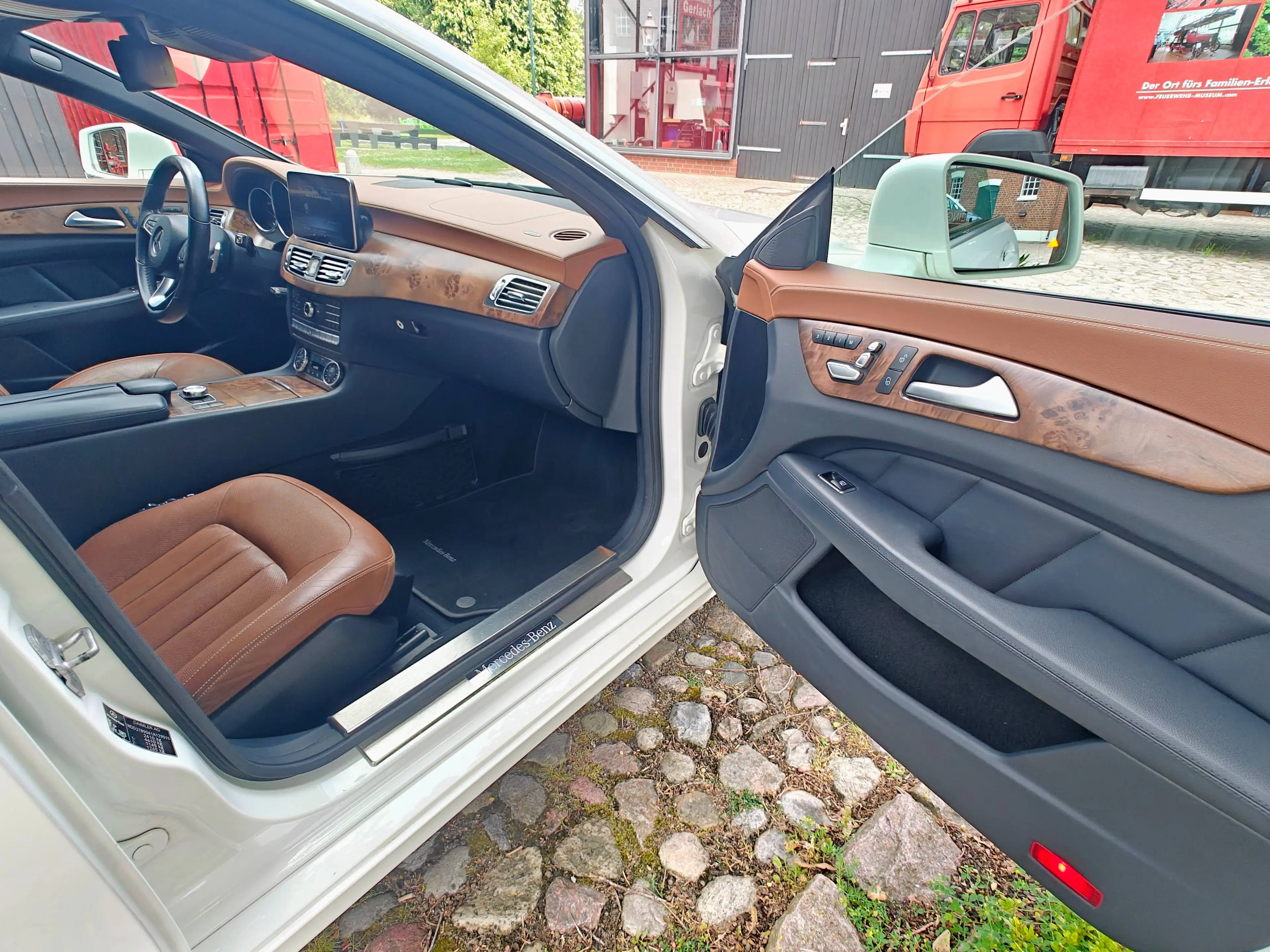 Mercedes-Benz CLS 250 CLS 250 CDI BlueTec MultiBeam / — photo 11