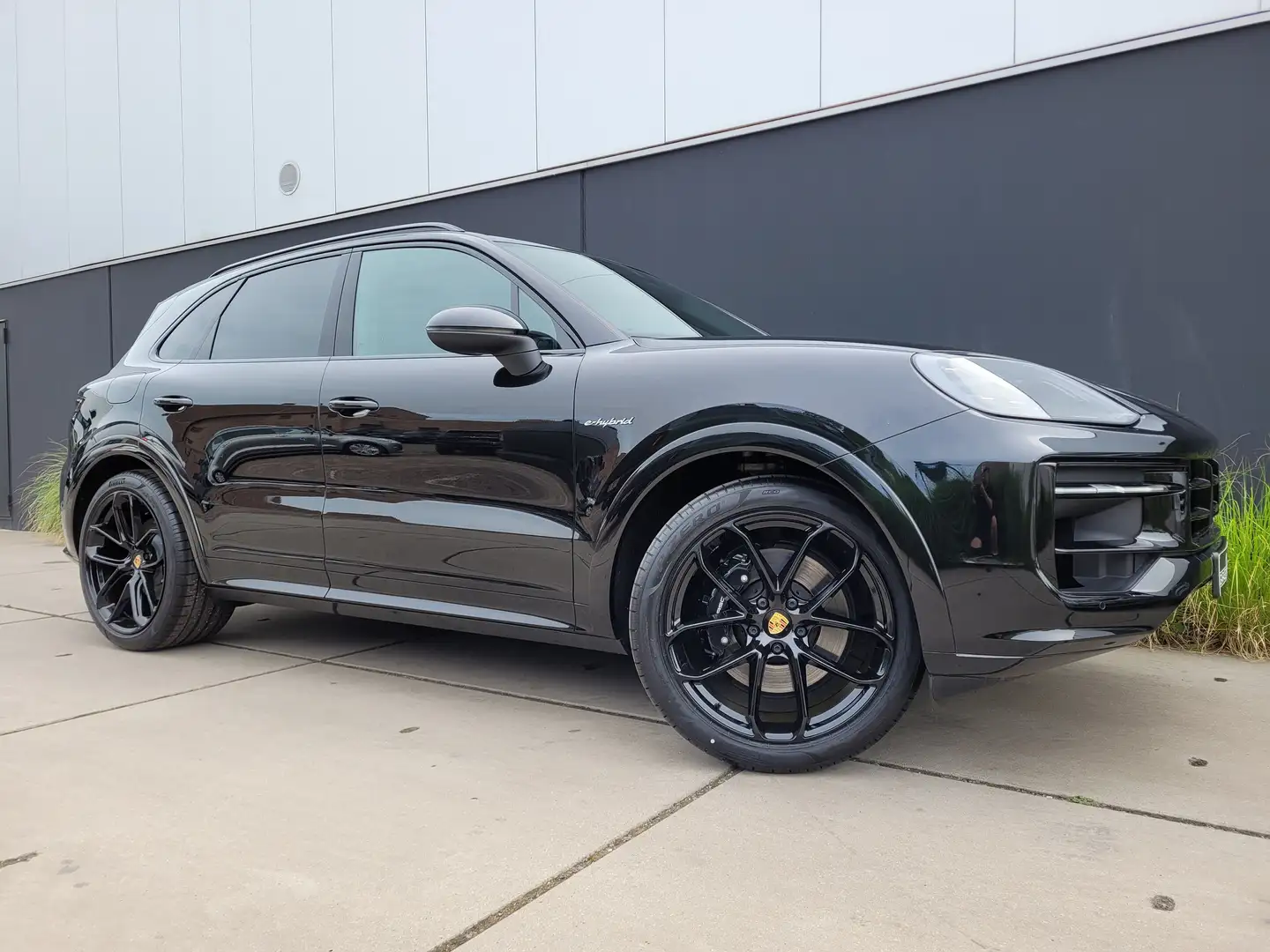 Porsche Cayenne 3.0TurboV6 E-Hybrid*SPORTDESIGNPAKKET*21"TURBO ALU Noir - 1