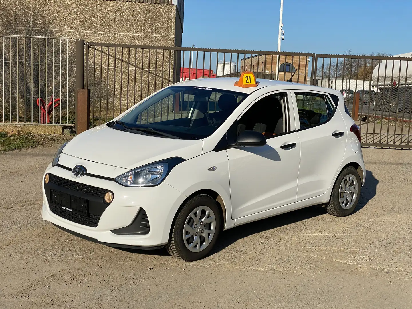 Hyundai i10 1.0i Fun (EU6d-TEMP) Blanco - 1