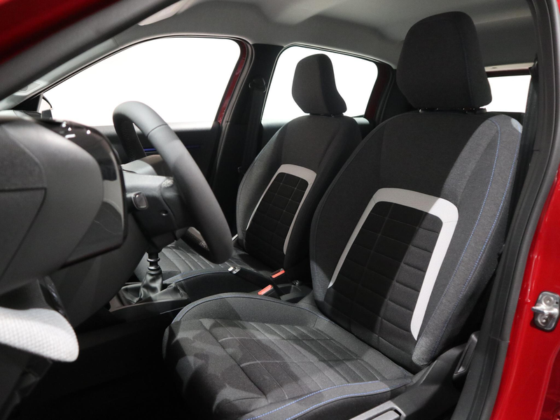 Citroen C3 Turbo 100 ch Manual PLUS — photo 9