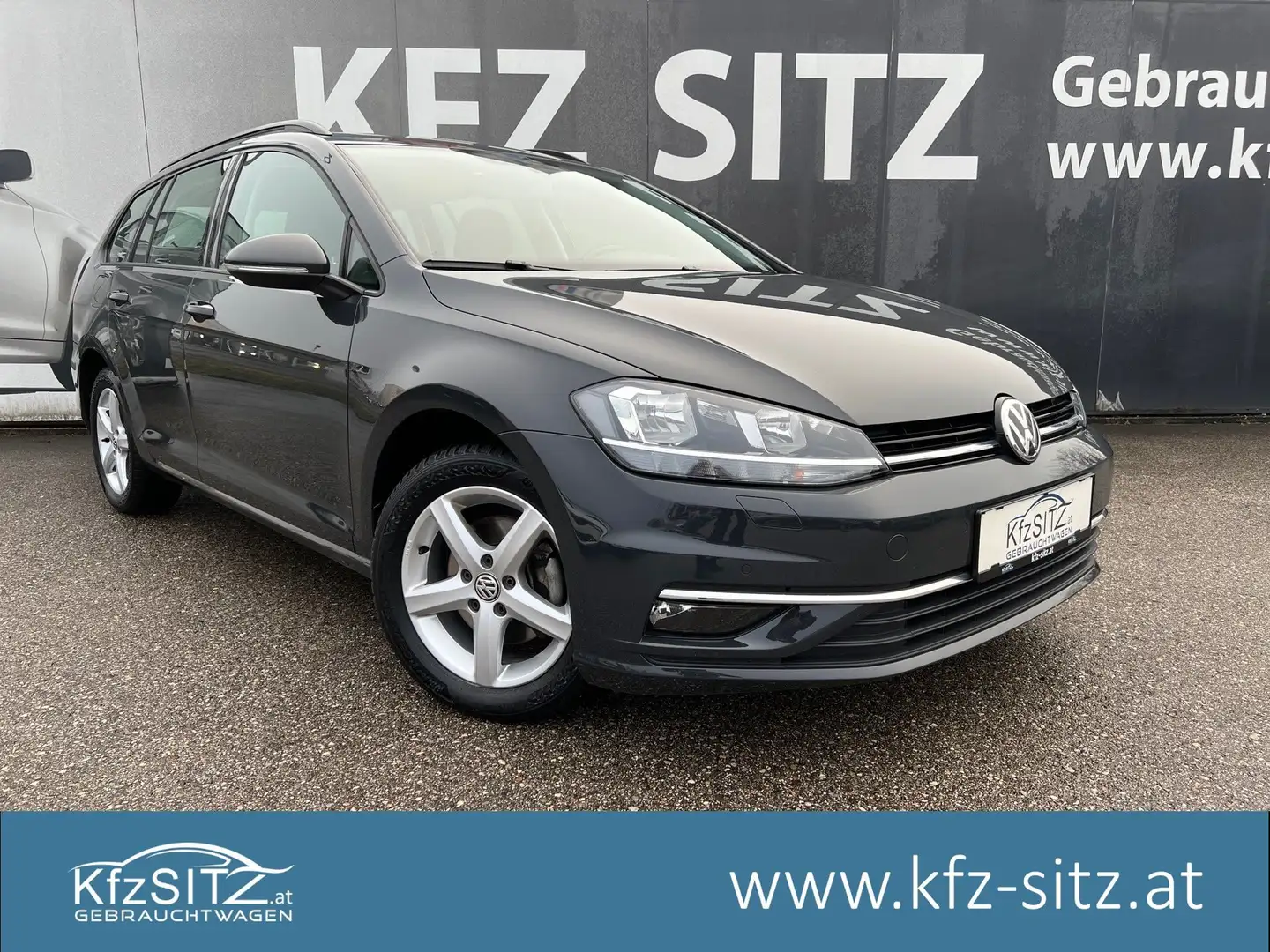 Volkswagen Golf Variant Comfortline 2,0 TDI DSG | AHK Grau - 1