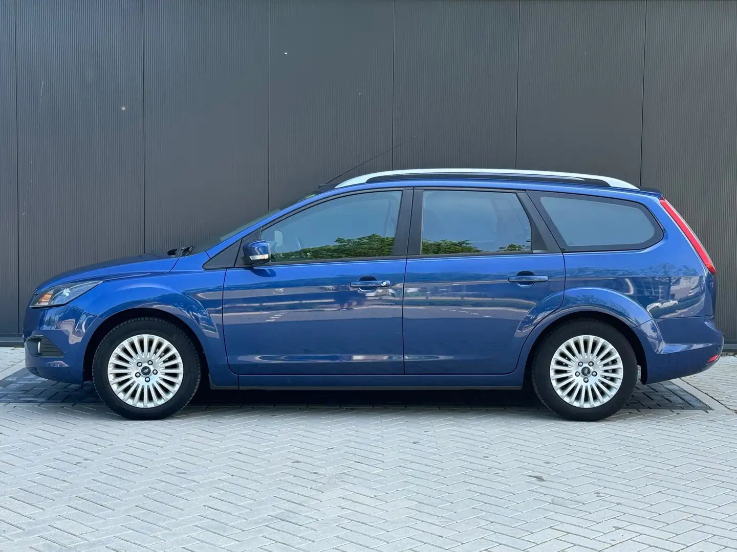Ford Focus Wagon 1.8 Limited Flexi Fuel Bleu - 2