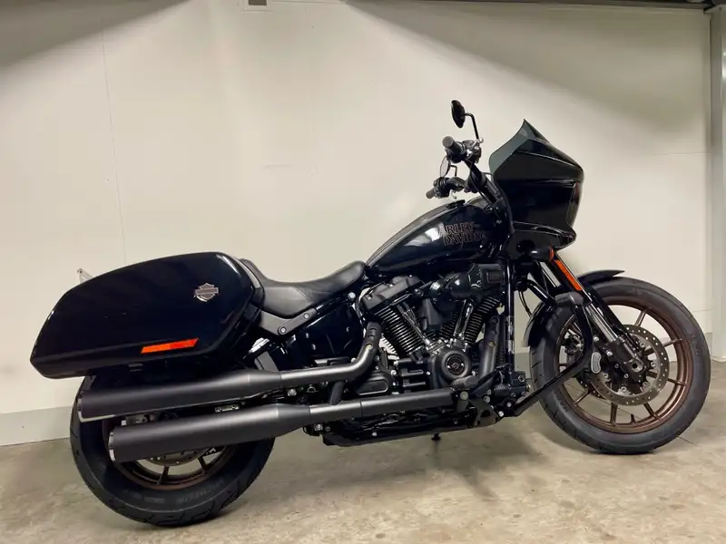 Harley-Davidson Lowrider ST - foto 4