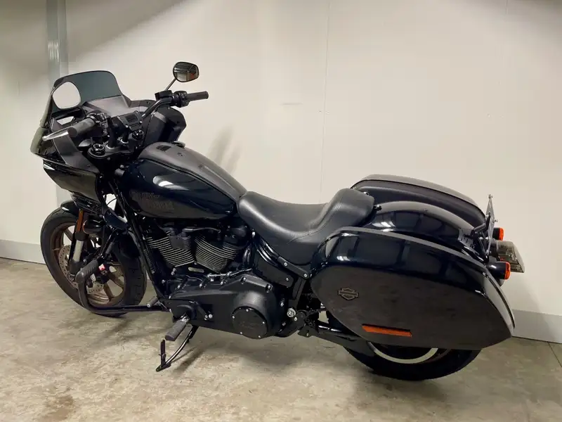 Harley-Davidson Lowrider ST - foto 5