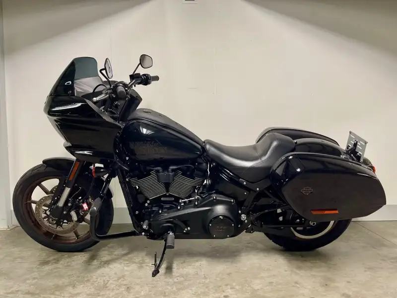 Harley-Davidson Lowrider ST - foto 3