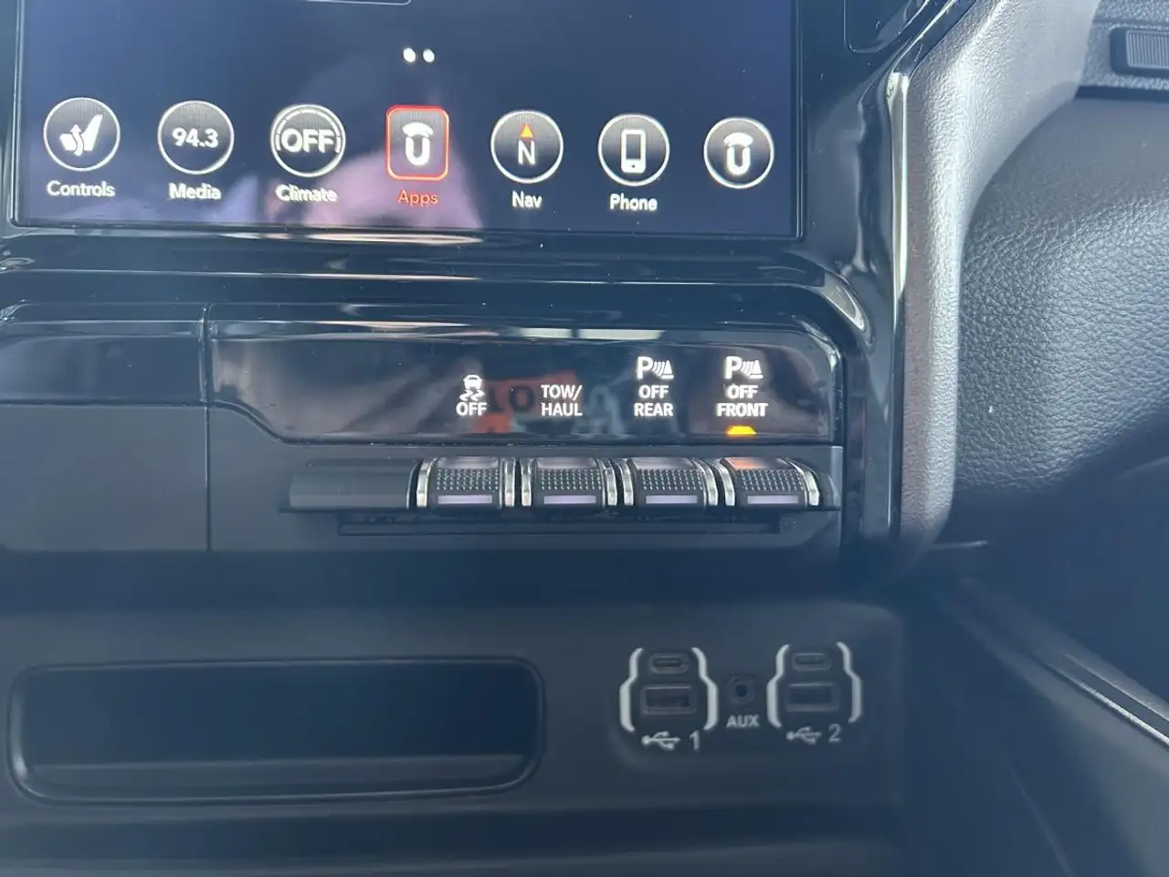 RAM 1500 снимка RAM 1500