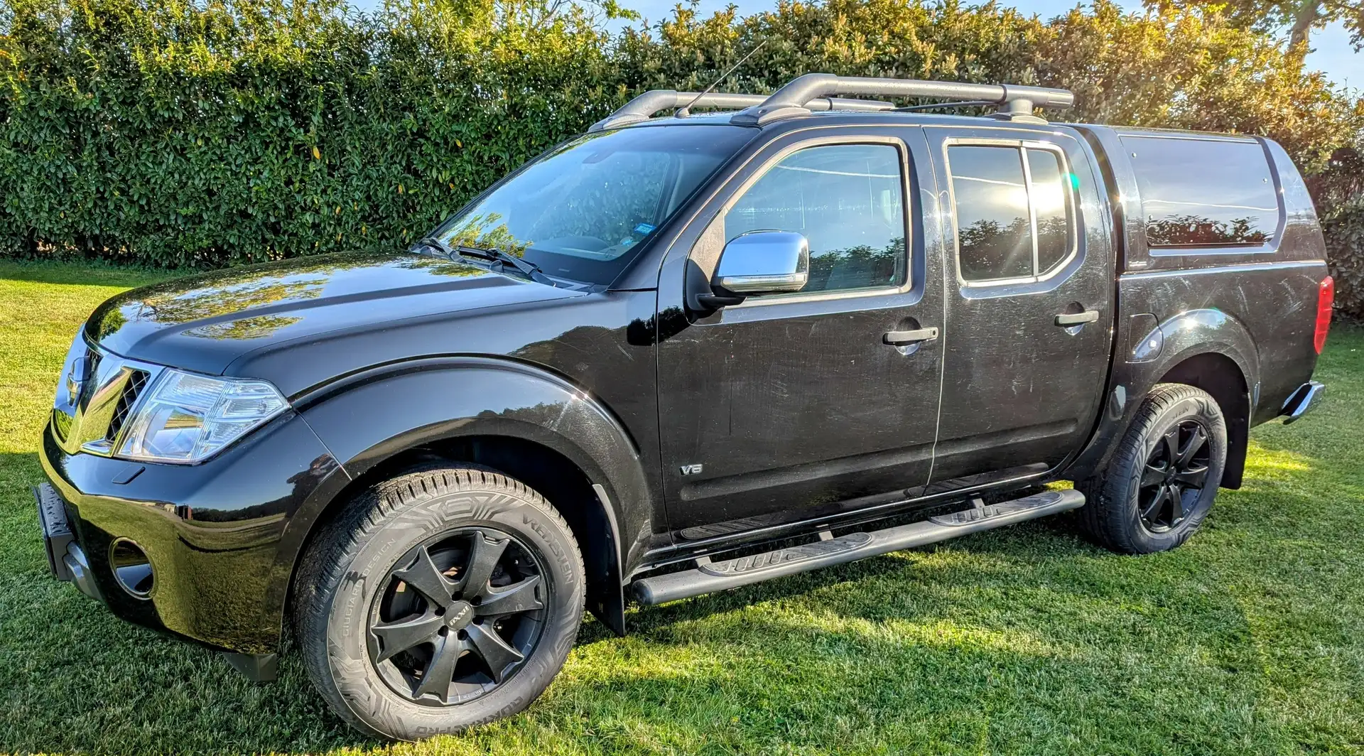 Nissan Navara Navara V6 Limited Negro - 1