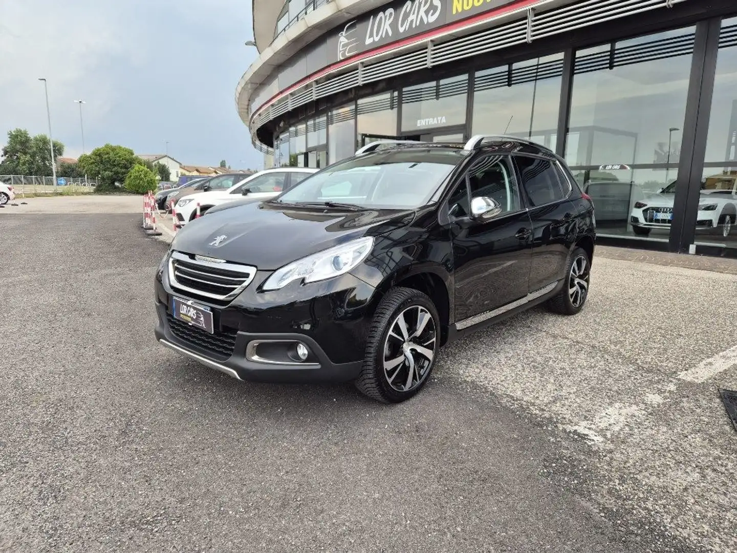 Peugeot 2008 BlueHDi 100 Allure Nero - 1