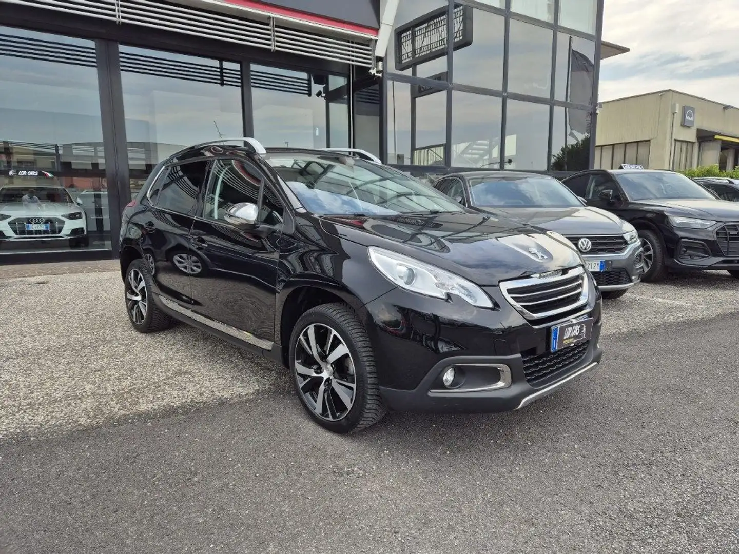 Peugeot 2008 BlueHDi 100 Allure Nero - 2