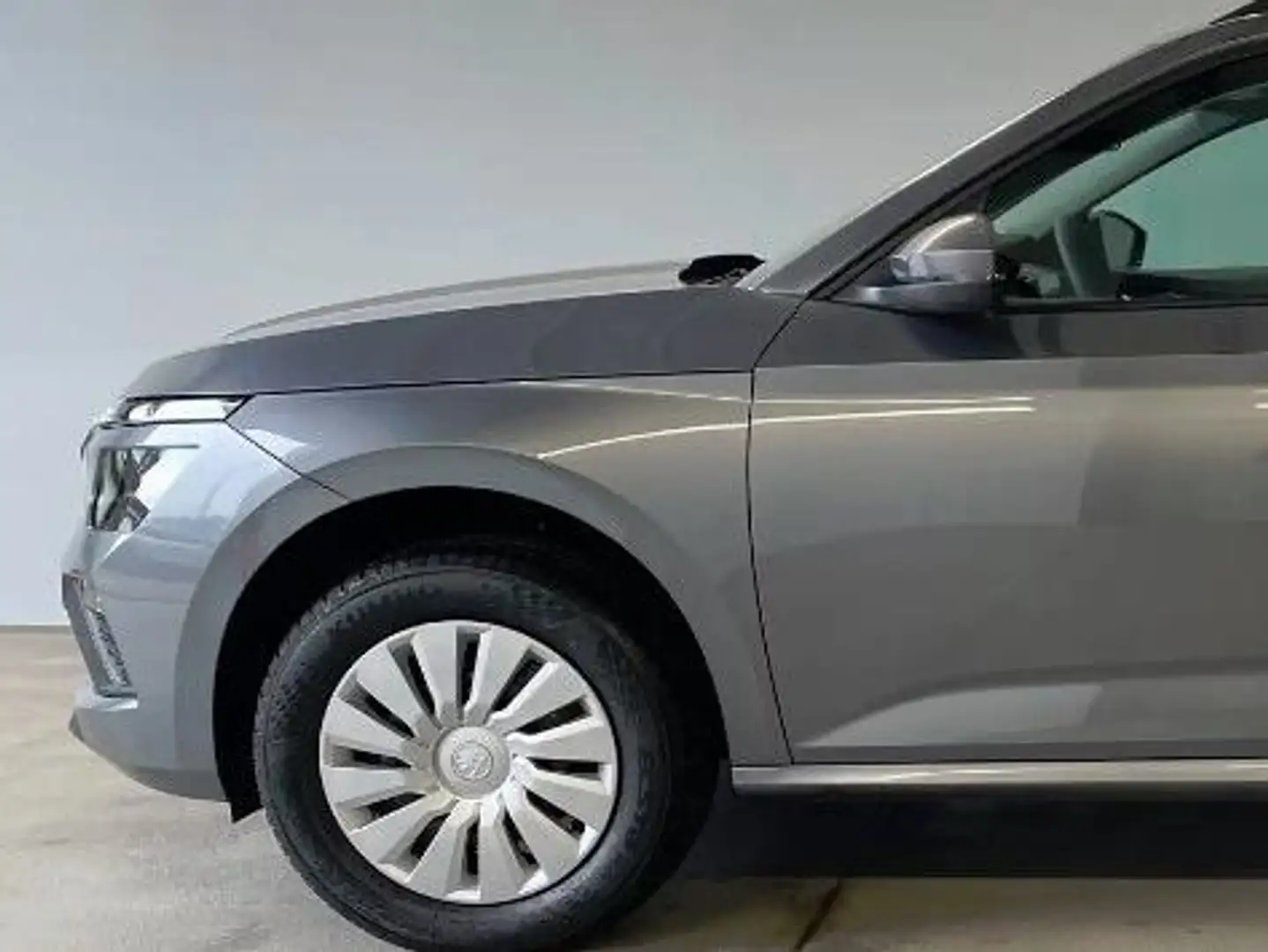 Skoda Kamiq Essence Gris - 2