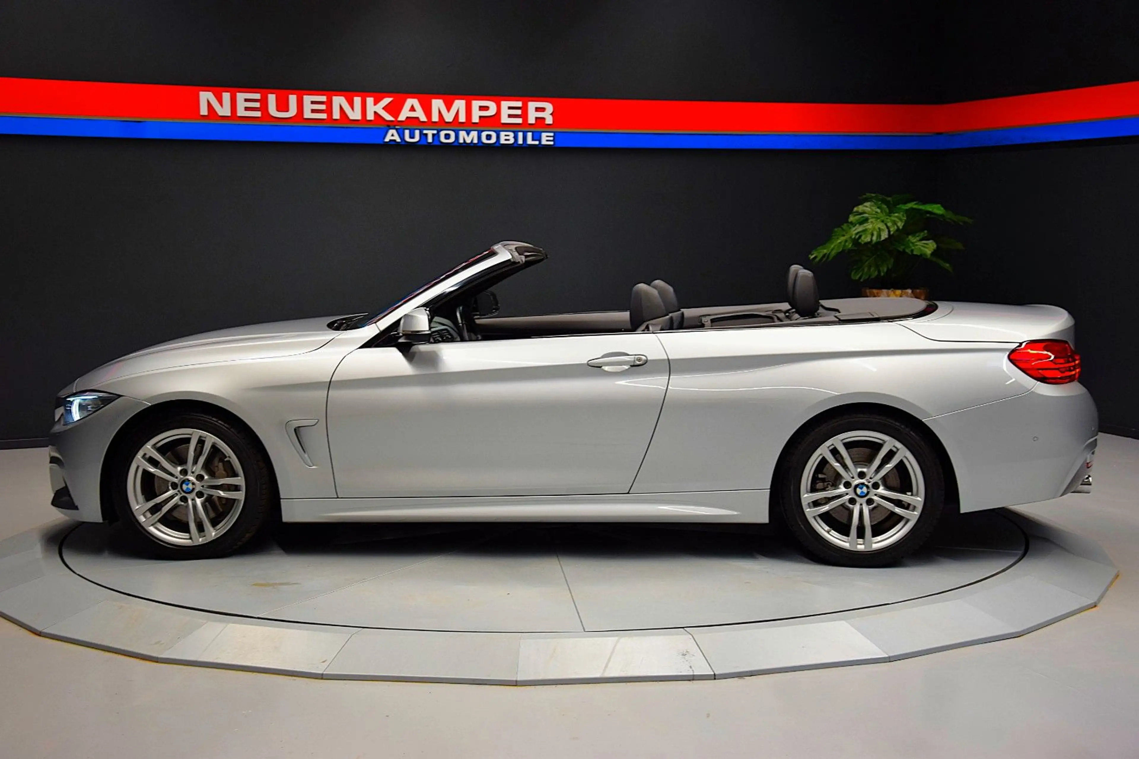 BMW 435 i Cabrio M Sport Memory Leder ShadowL. 1.Hand — photo 4
