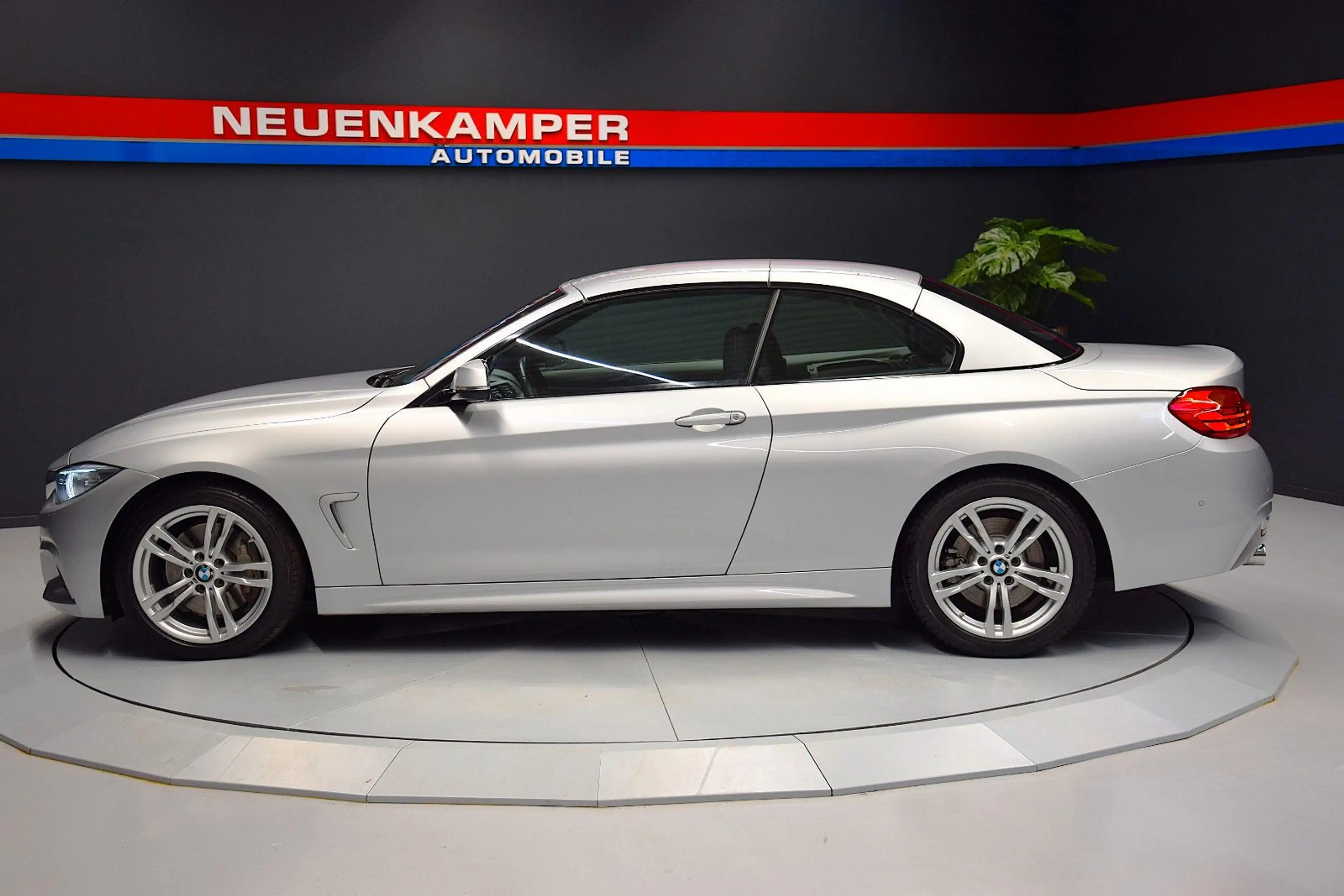 BMW 435 i Cabrio M Sport Memory Leder ShadowL. 1.Hand — photo 13