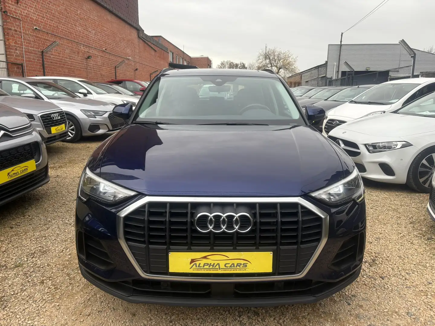 Audi Q3 35TDI*STRONIC*TOITPANO*GARANTIE Bleu - 2