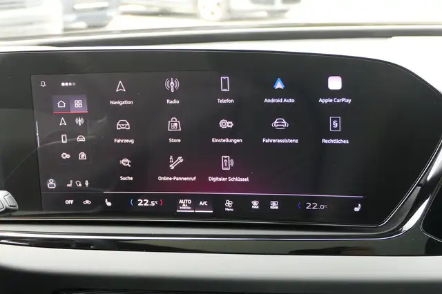 Audi A6 view 11