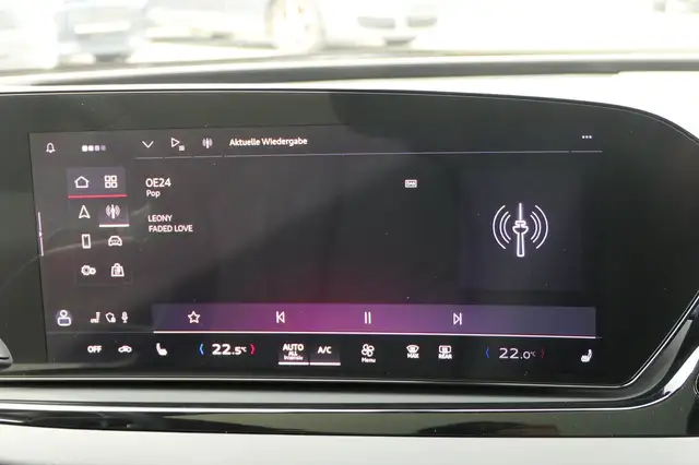 Audi A6 view 10