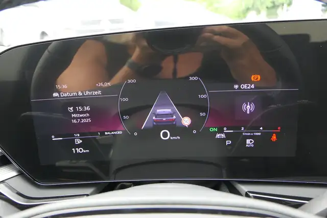 Audi A6 view 7