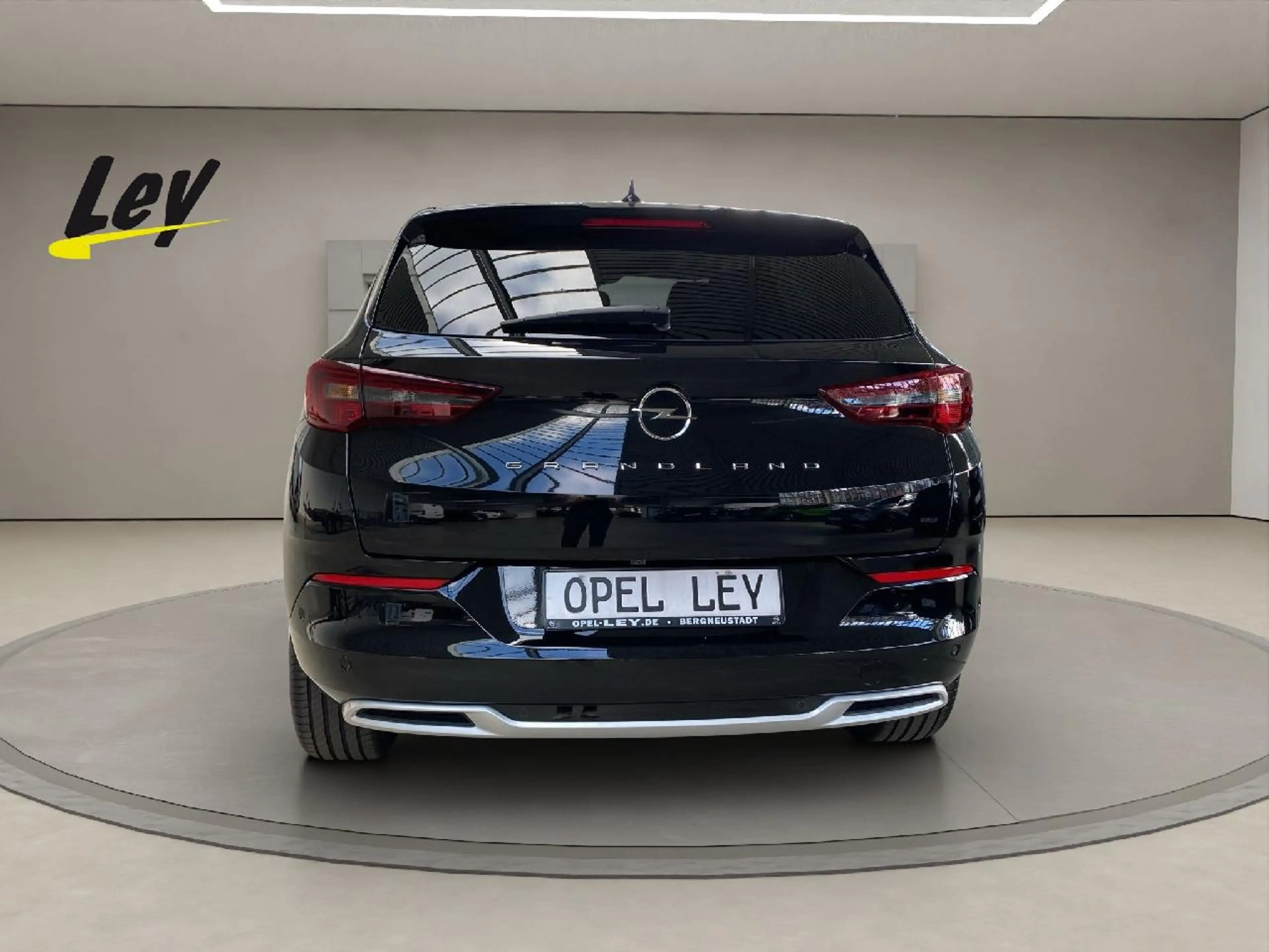 Opel Mokka-E e Elegance — photo 4