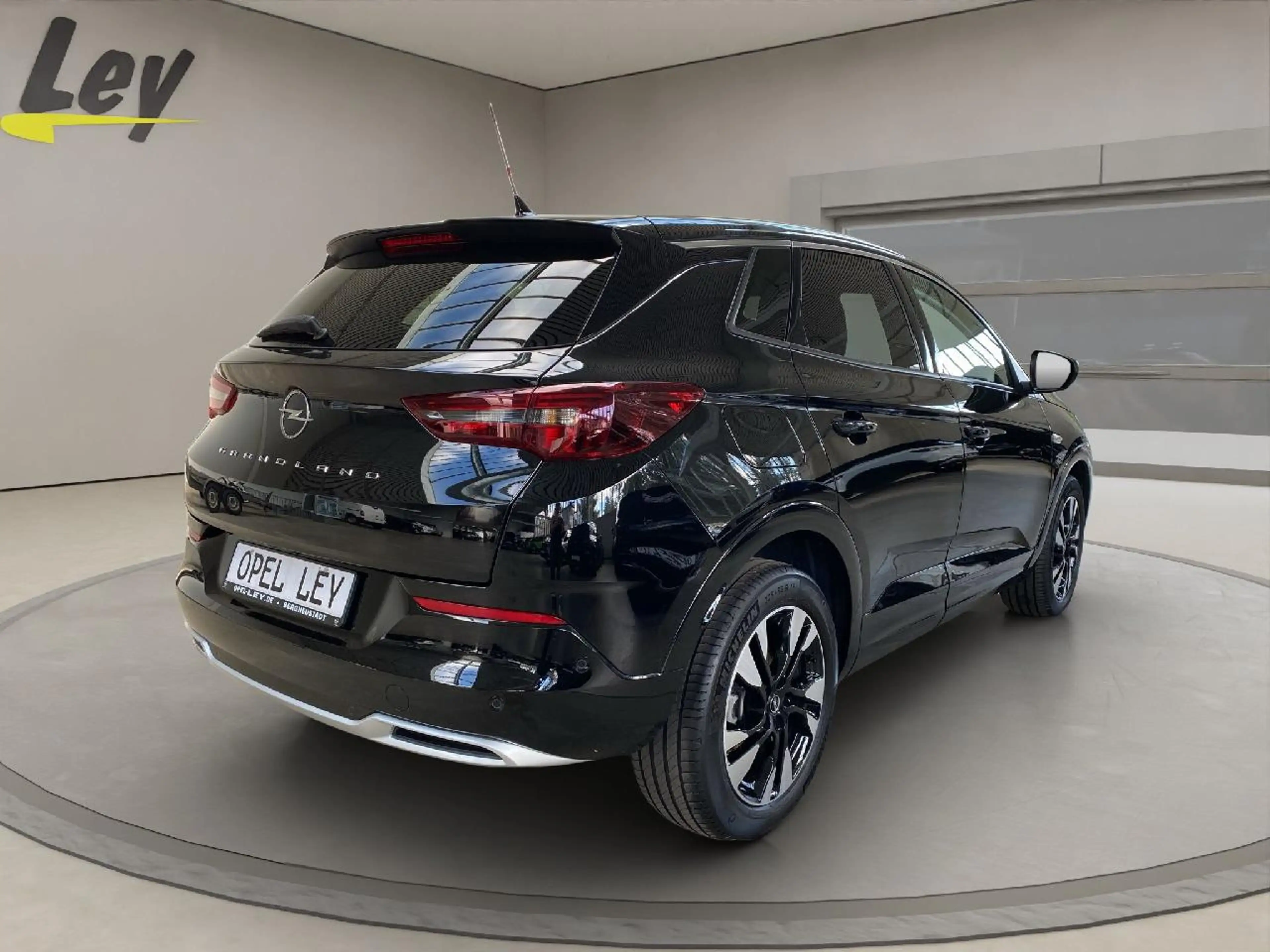 Opel Mokka-E e Elegance — photo 5