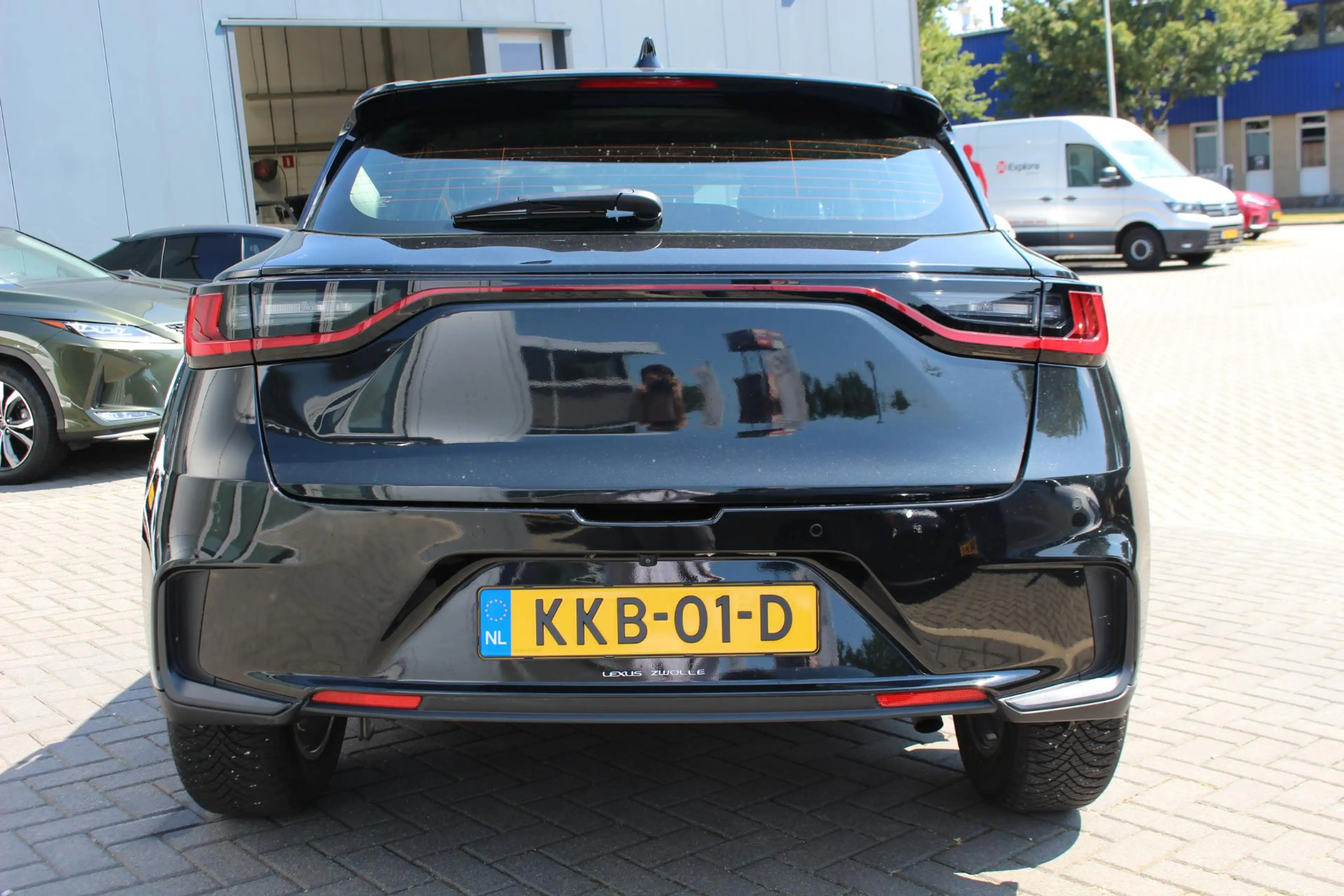 Lexus LBX 2WD STOELVERW STUURVERW PARK-SENSOR BLIND-SPOT CAR — photo 4