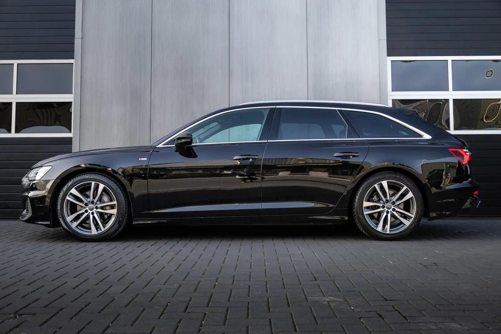 Audi A6 Avant 45 TFSI 245 pk Sport S-Line / Nieuw-Model/ N Zwart - 2