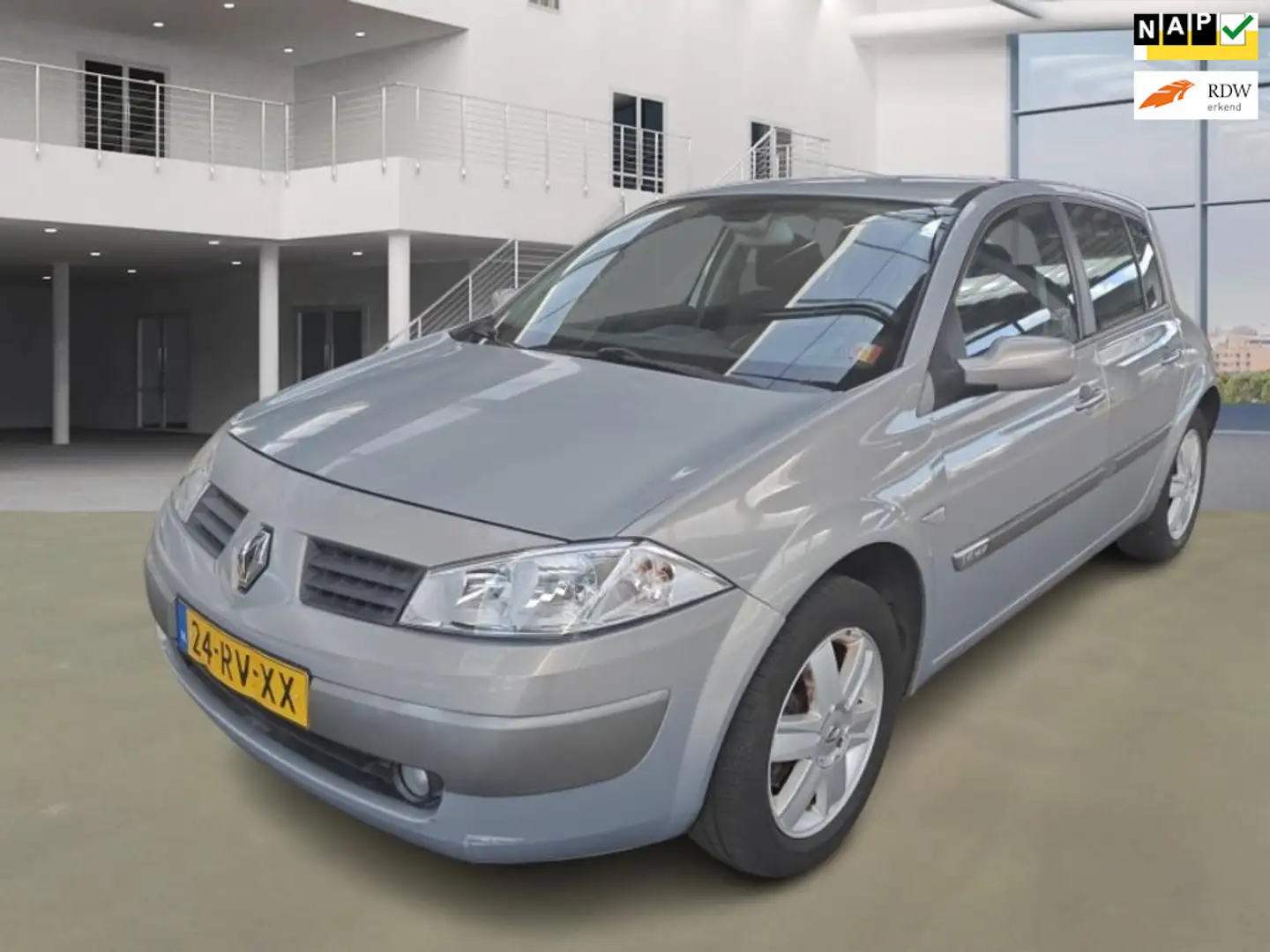 Renault Megane 1.6-16V Expression Luxe/airco/cruise/trekhaak/lage Beige - 1
