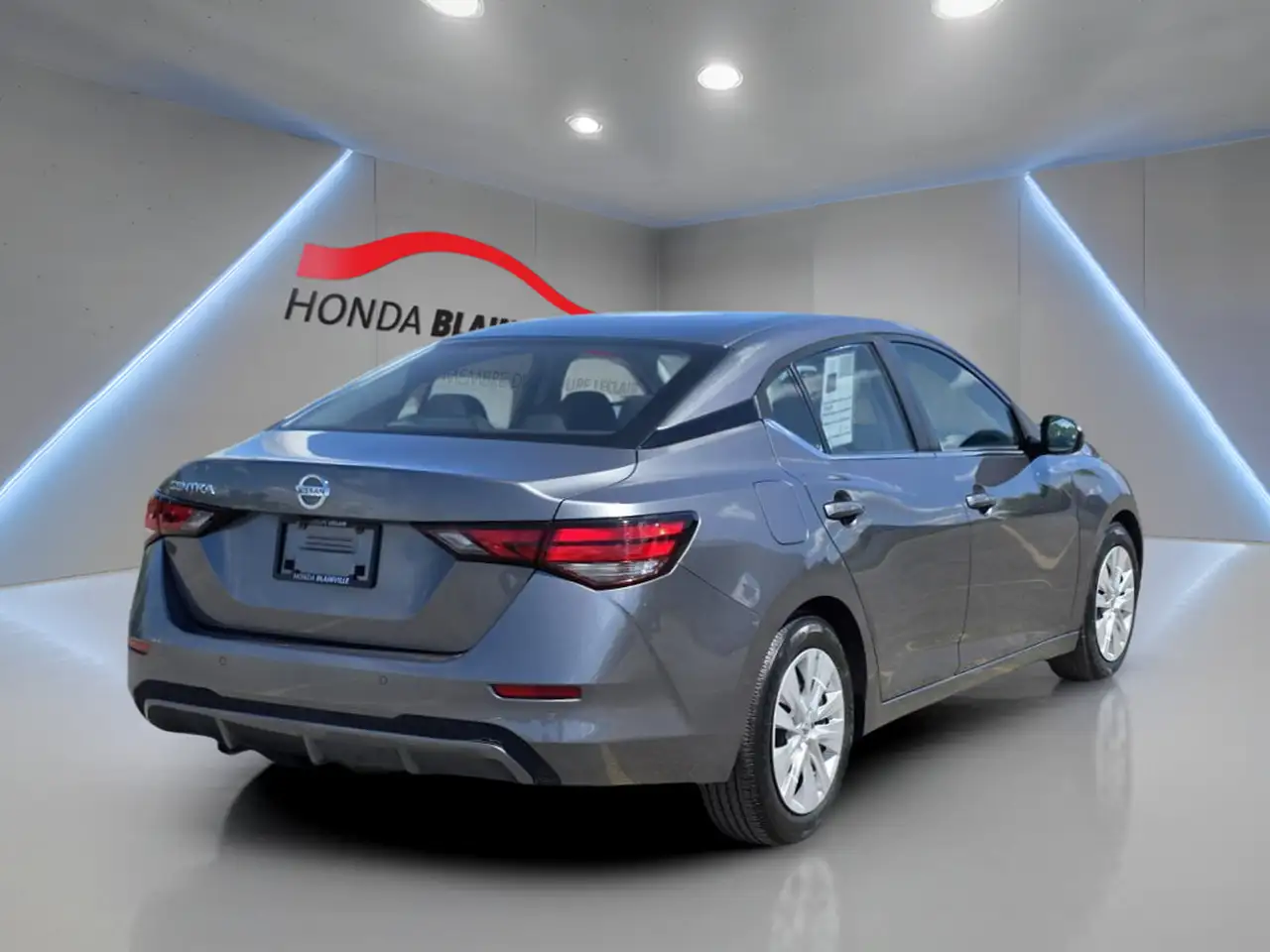 Nissan Sentra снимка Nissan Sentra