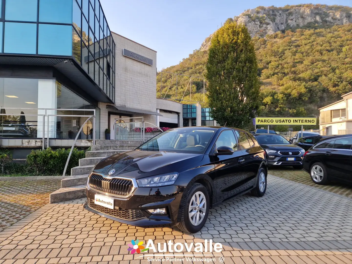 Skoda Fabia Fabia 1.0 MPI 80 CV Ambition Schwarz - 1