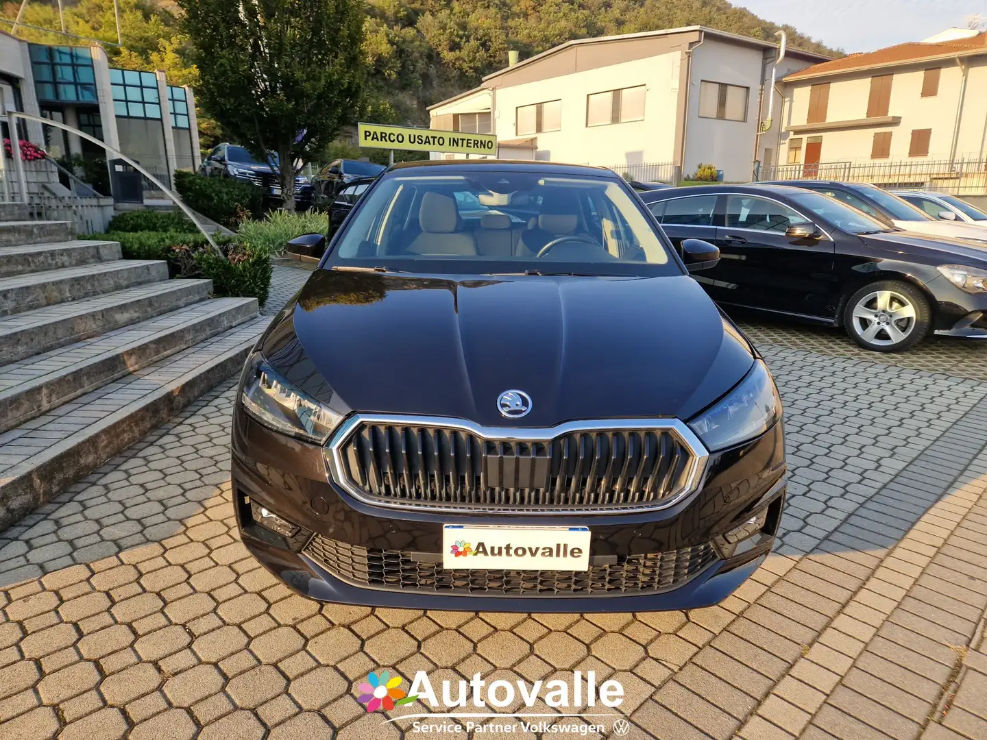 Skoda Fabia Fabia 1.0 MPI 80 CV Ambition Schwarz - 2