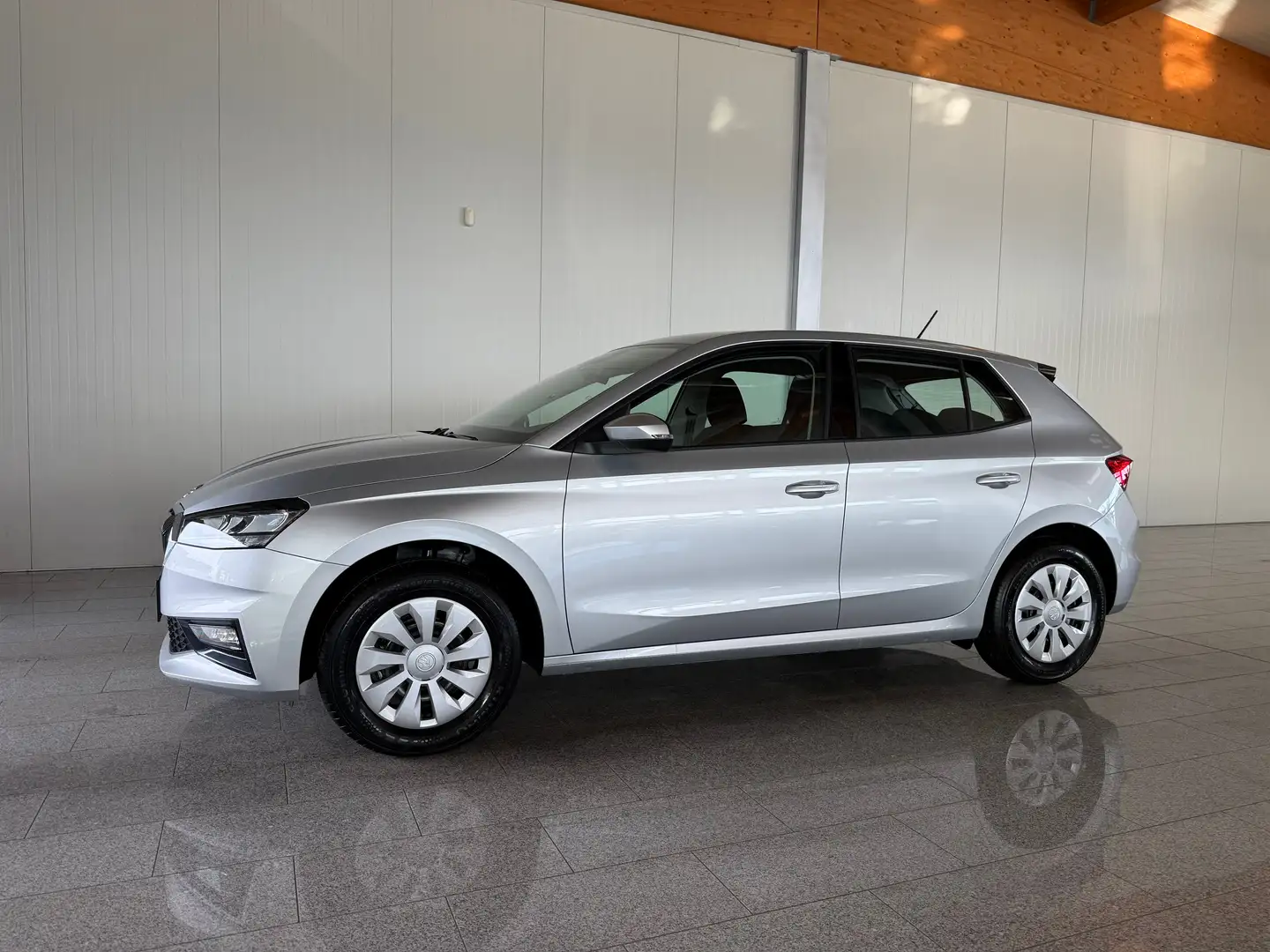 Skoda Fabia Essence TSI Silber - 1